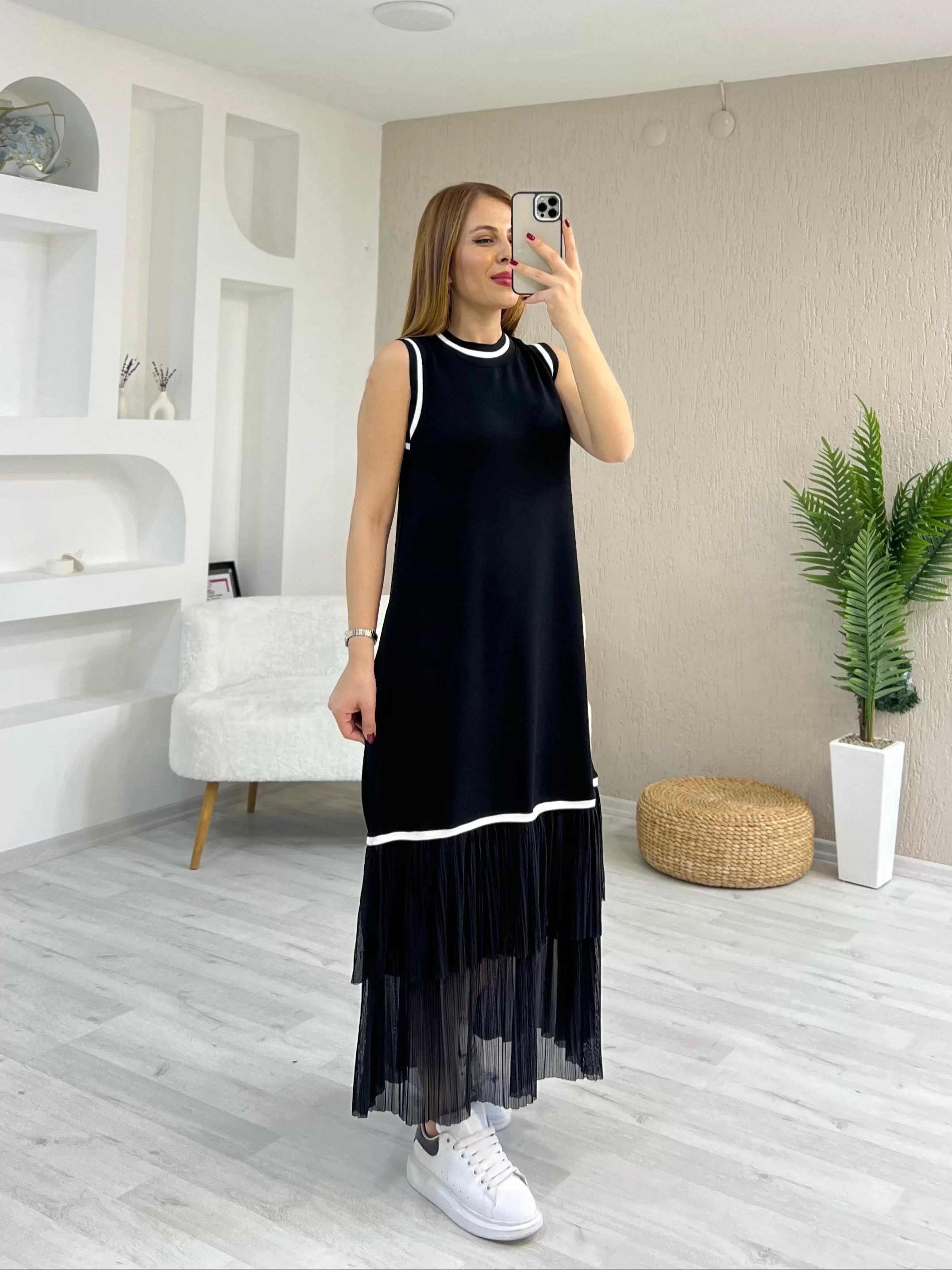 Ribanalı Piliseli Tül Detay Elbise