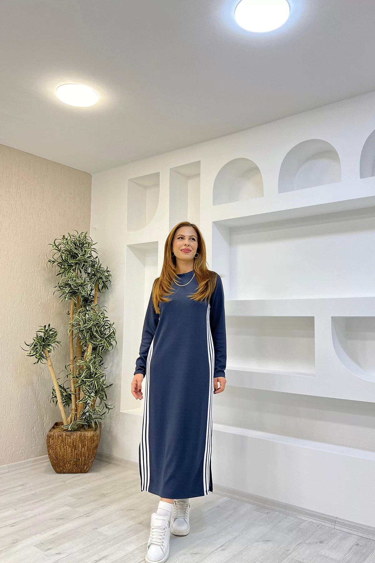 Çizgili Şeritli Mavi Elbise