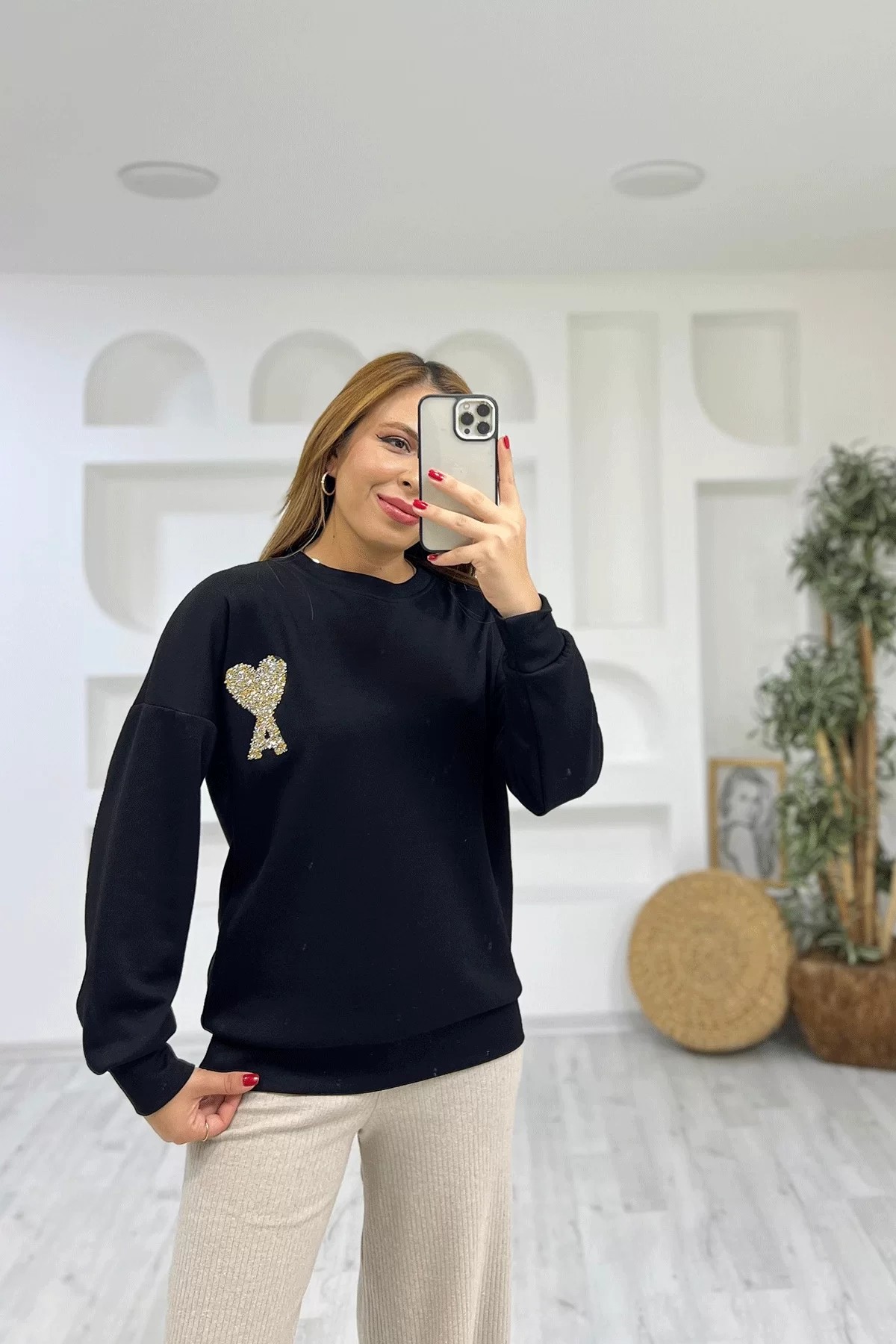 Kalp desenli Siyah Sweat