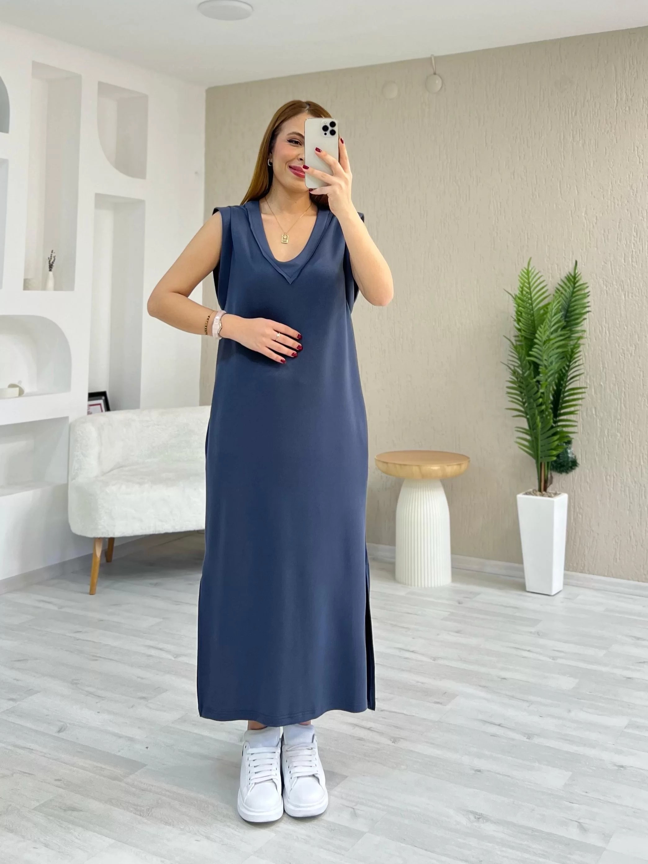 V Yaka Detaylı Elbise Antrasit