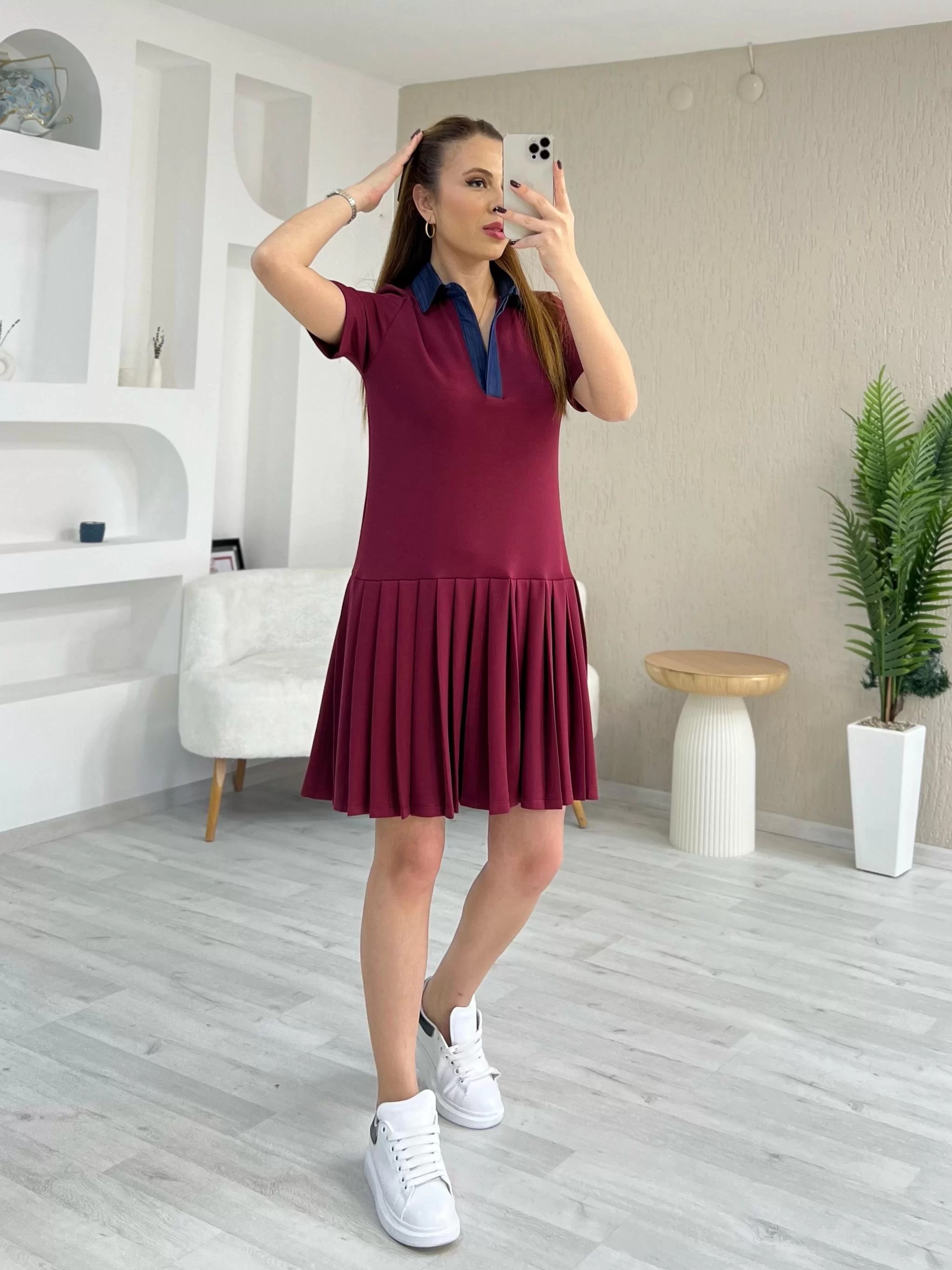 Pileli Polo Yaka Elbise Bordo