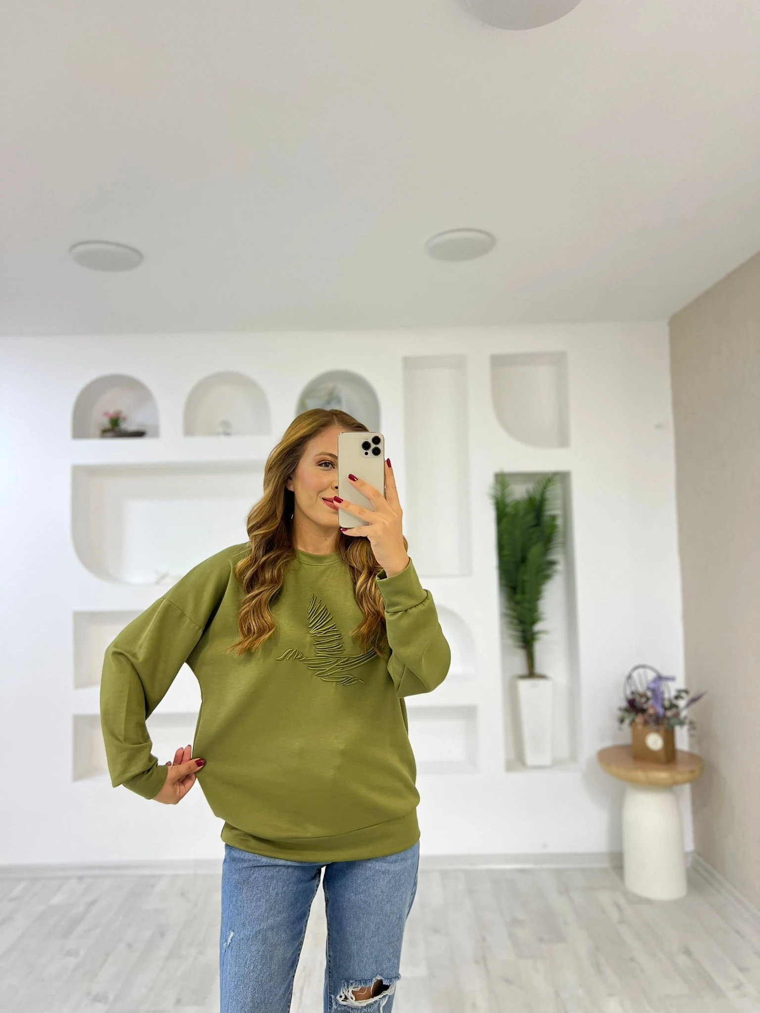 Evalı Kuş Nakışlı Sweat