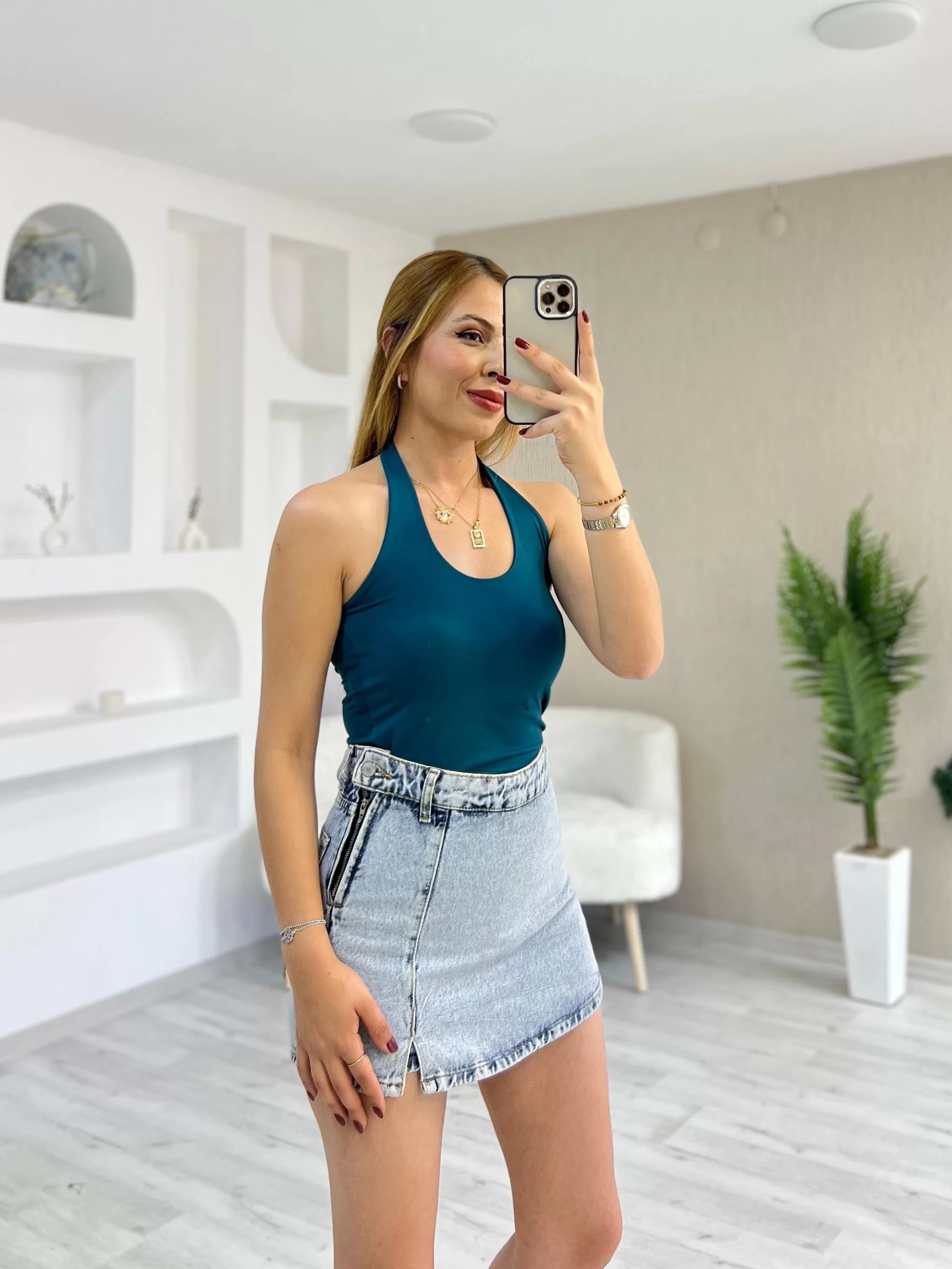 Boyundan Geçmeli Sandy Kumaş Bluz Zümrüt