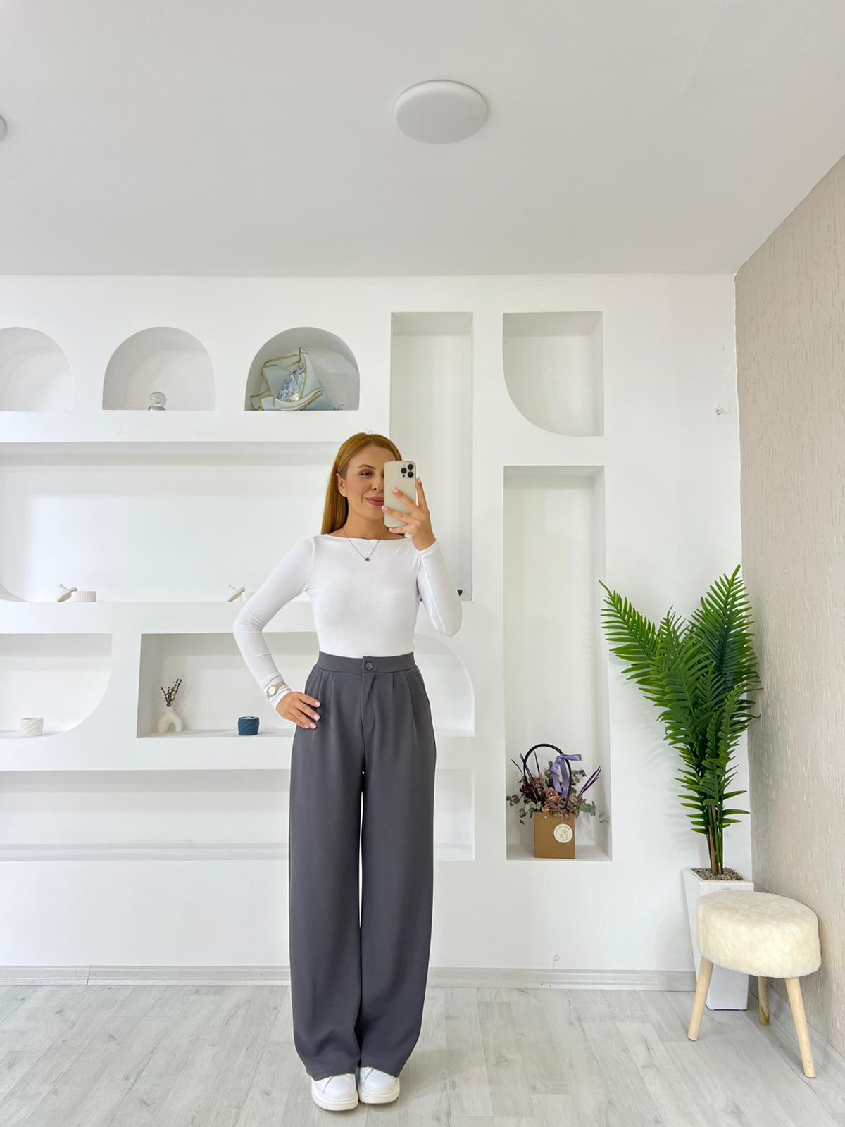 Kemer Düğmeli Ön Pileli Pantolon - Gri