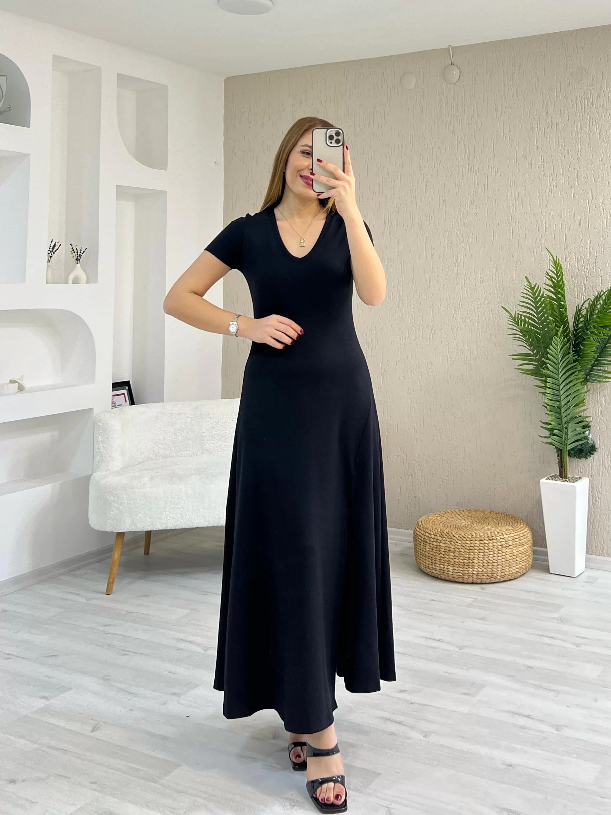 Modal Tek Yırtmaçlı Maxi Boy Elbise Siyah