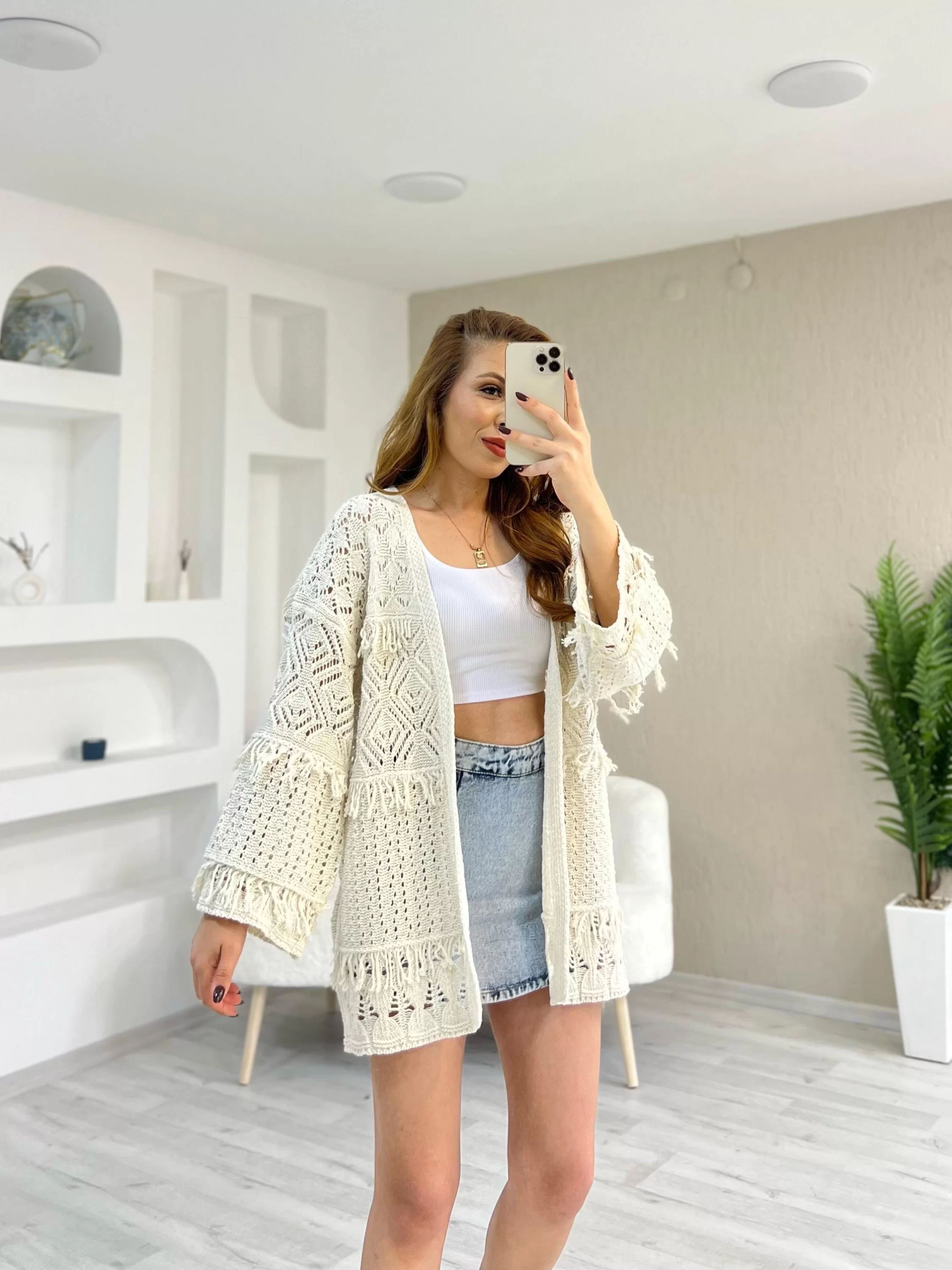 Püsküllü Uzun Hırka Krem