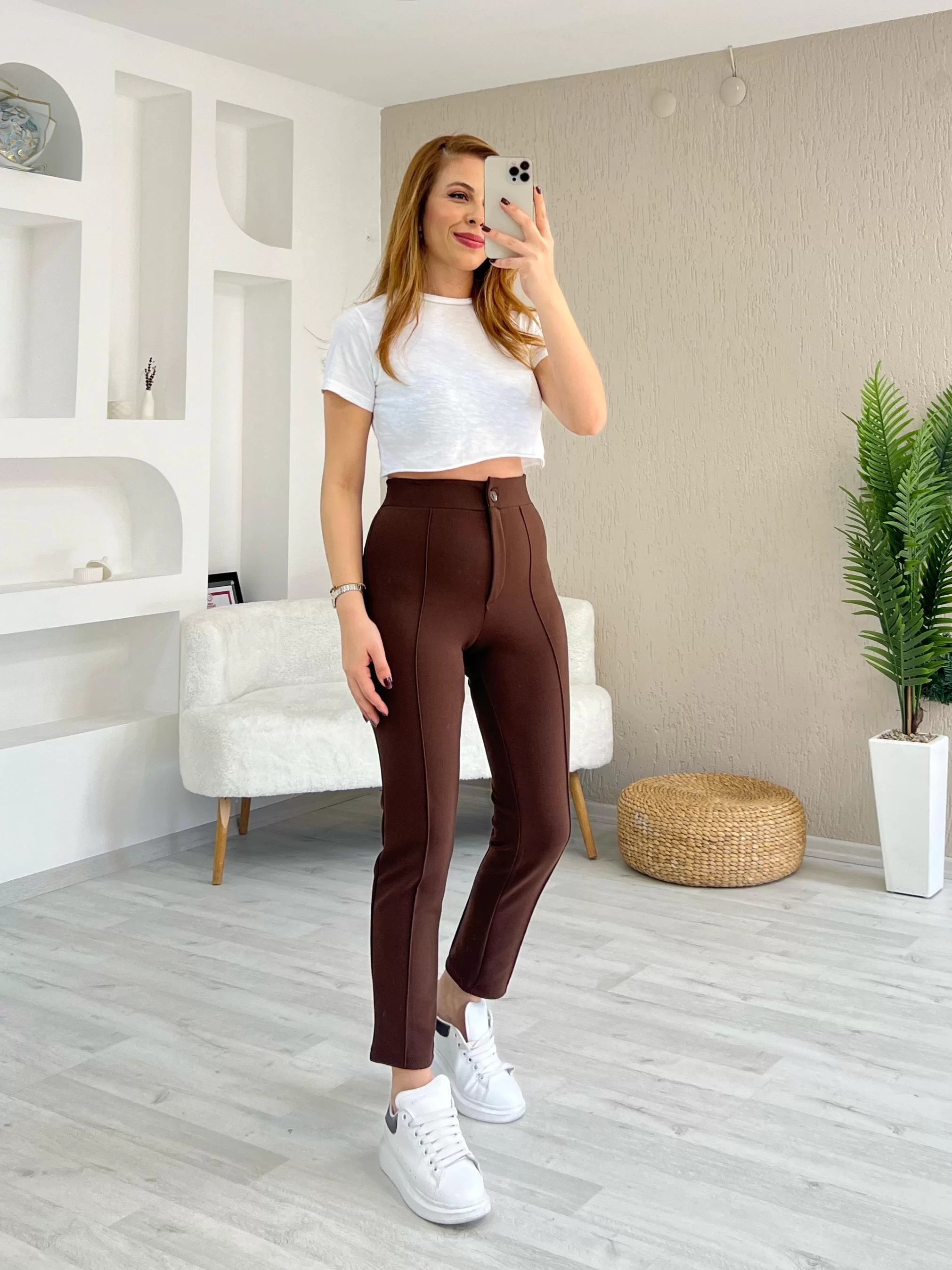 Krep Kumaş Dar Paça Çimalı Pantolon Kahverengi
