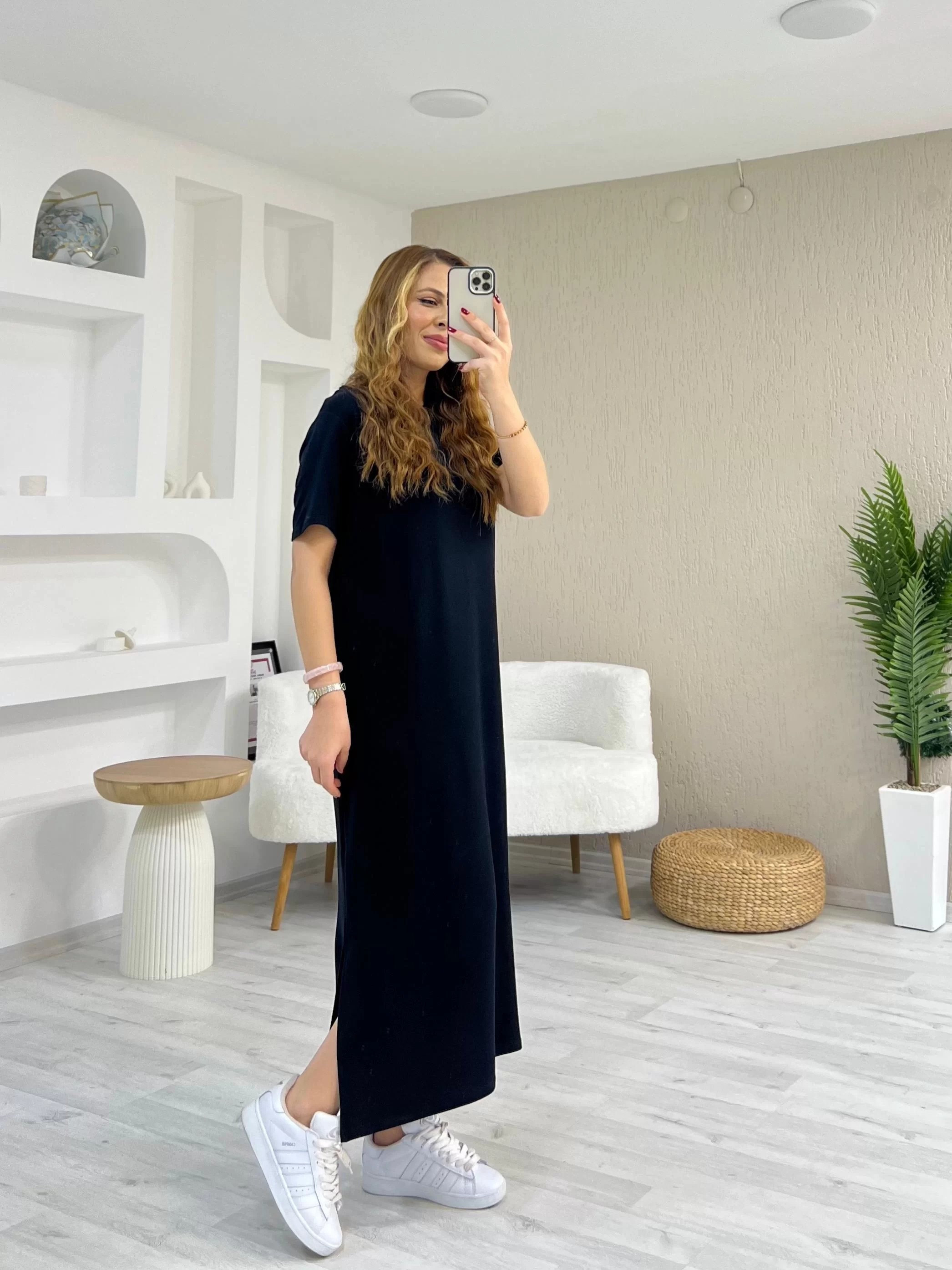 Yırtmaçlı Modal Elbise Siyah