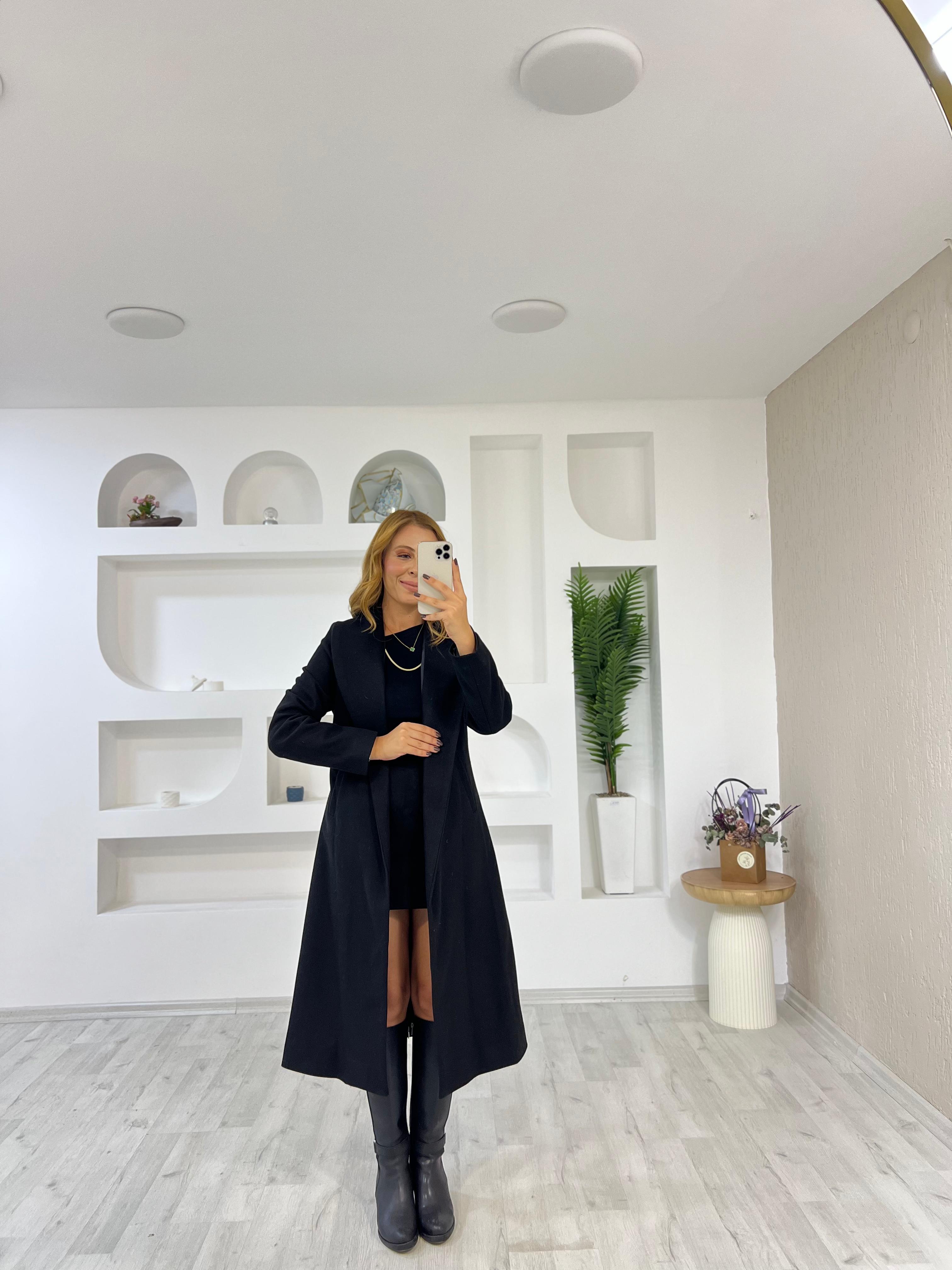 Kuşaklı Kaşe Kaban - Siyah