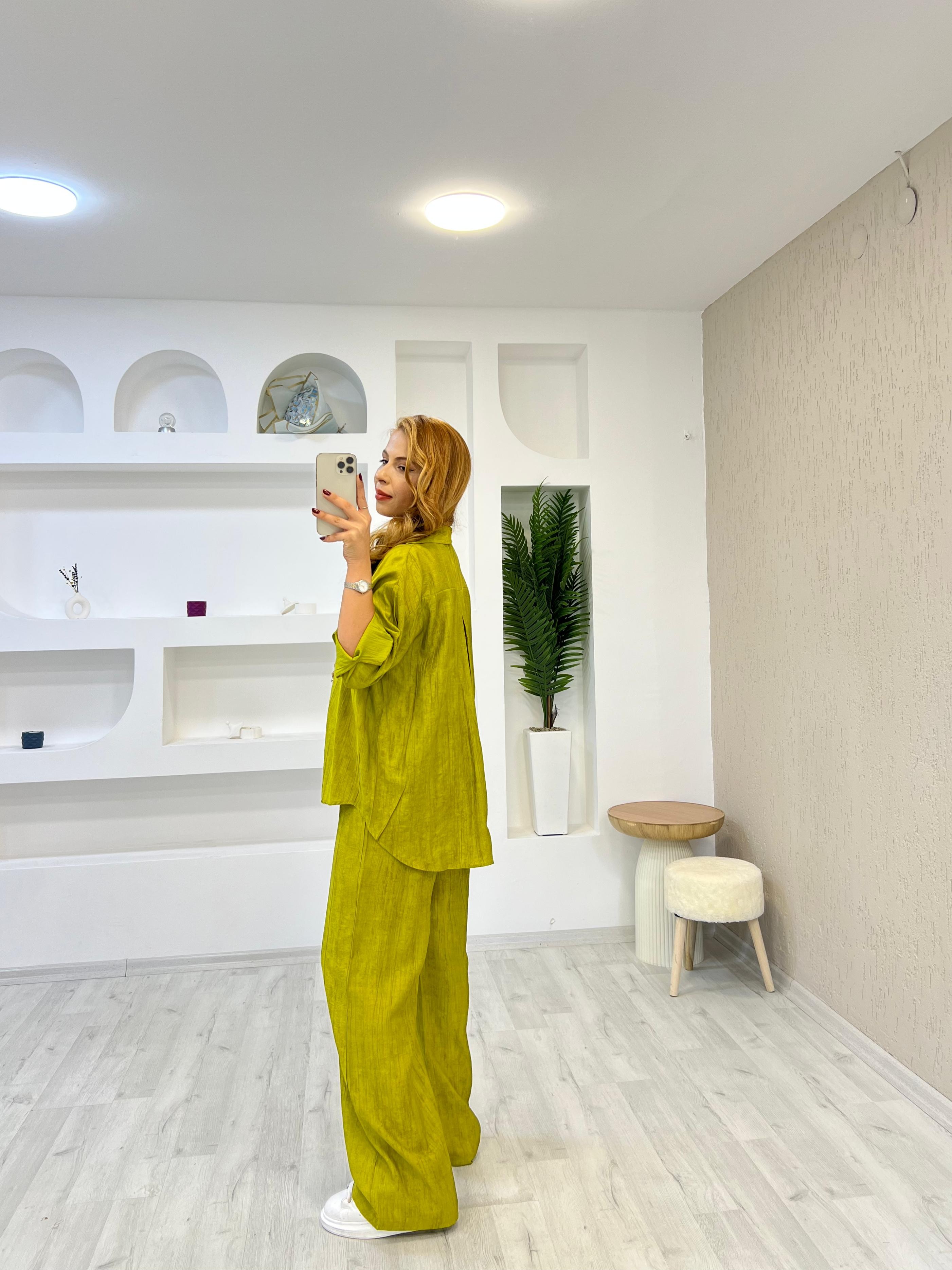 Efektli Çilek Kumaş Gömlek Pantolon Takım Açık Yeşil