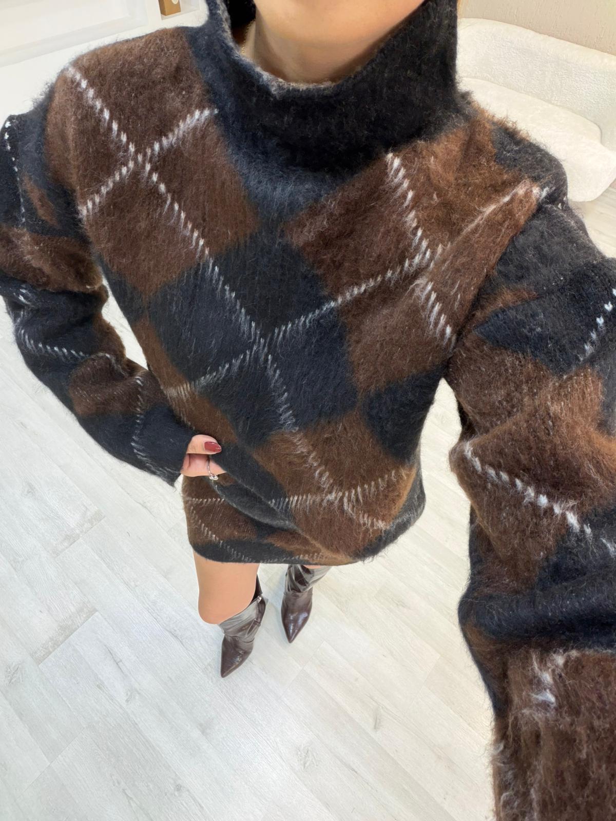 Baklava Desen Etekli Takım