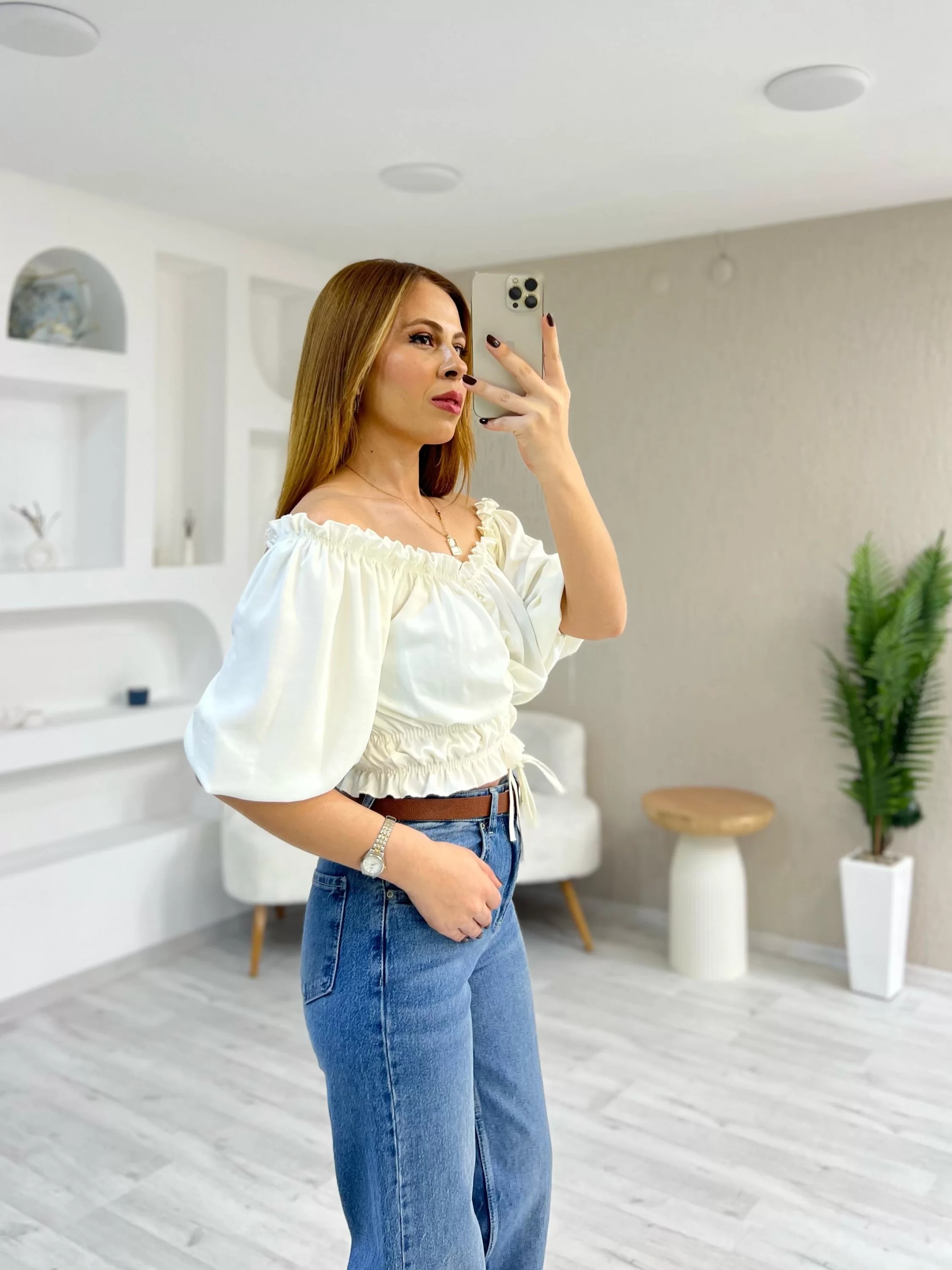 Önü Bağcıklı Jessica Bluz Beyaz