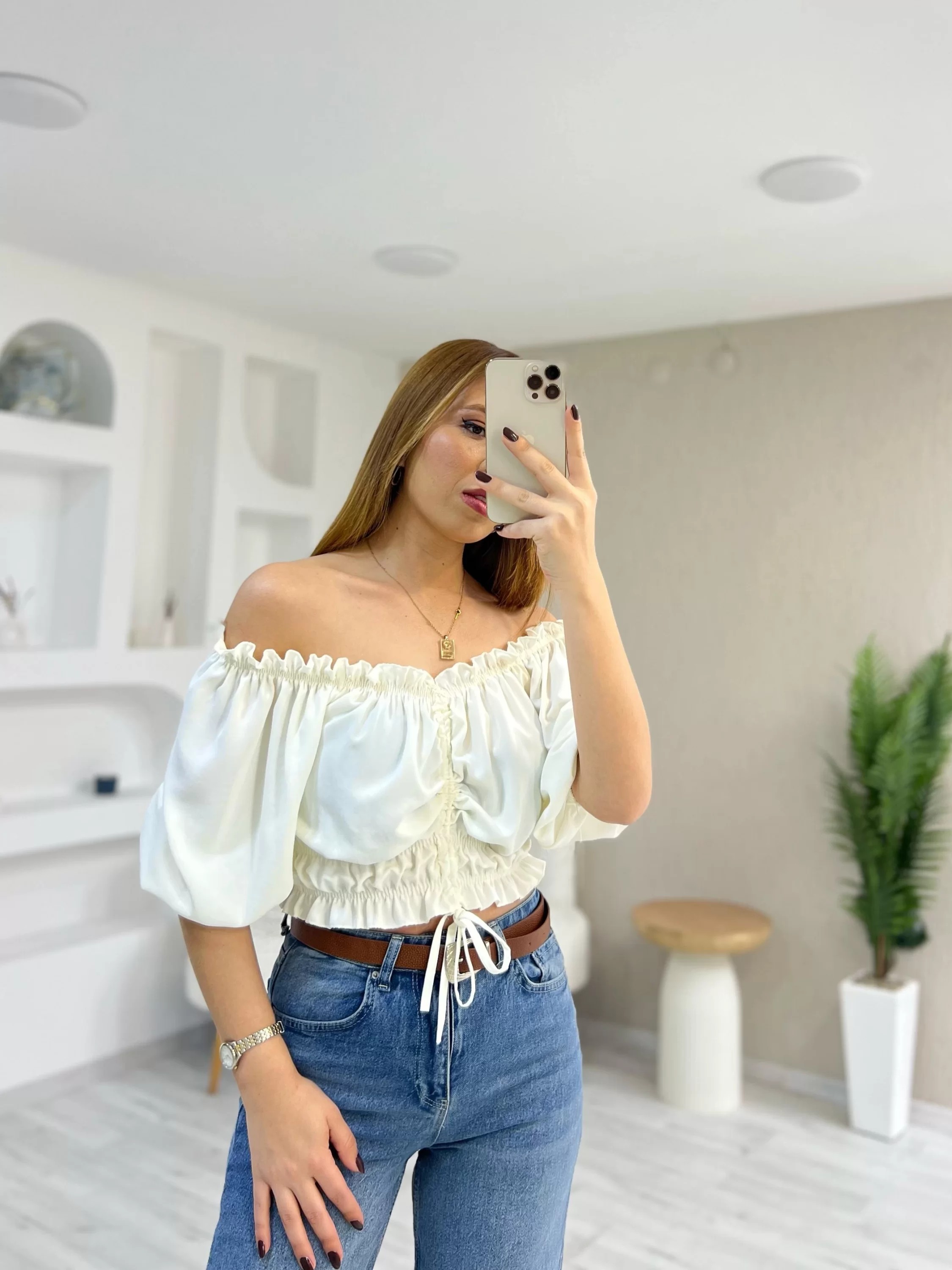 Önü Bağcıklı Jessica Bluz Beyaz