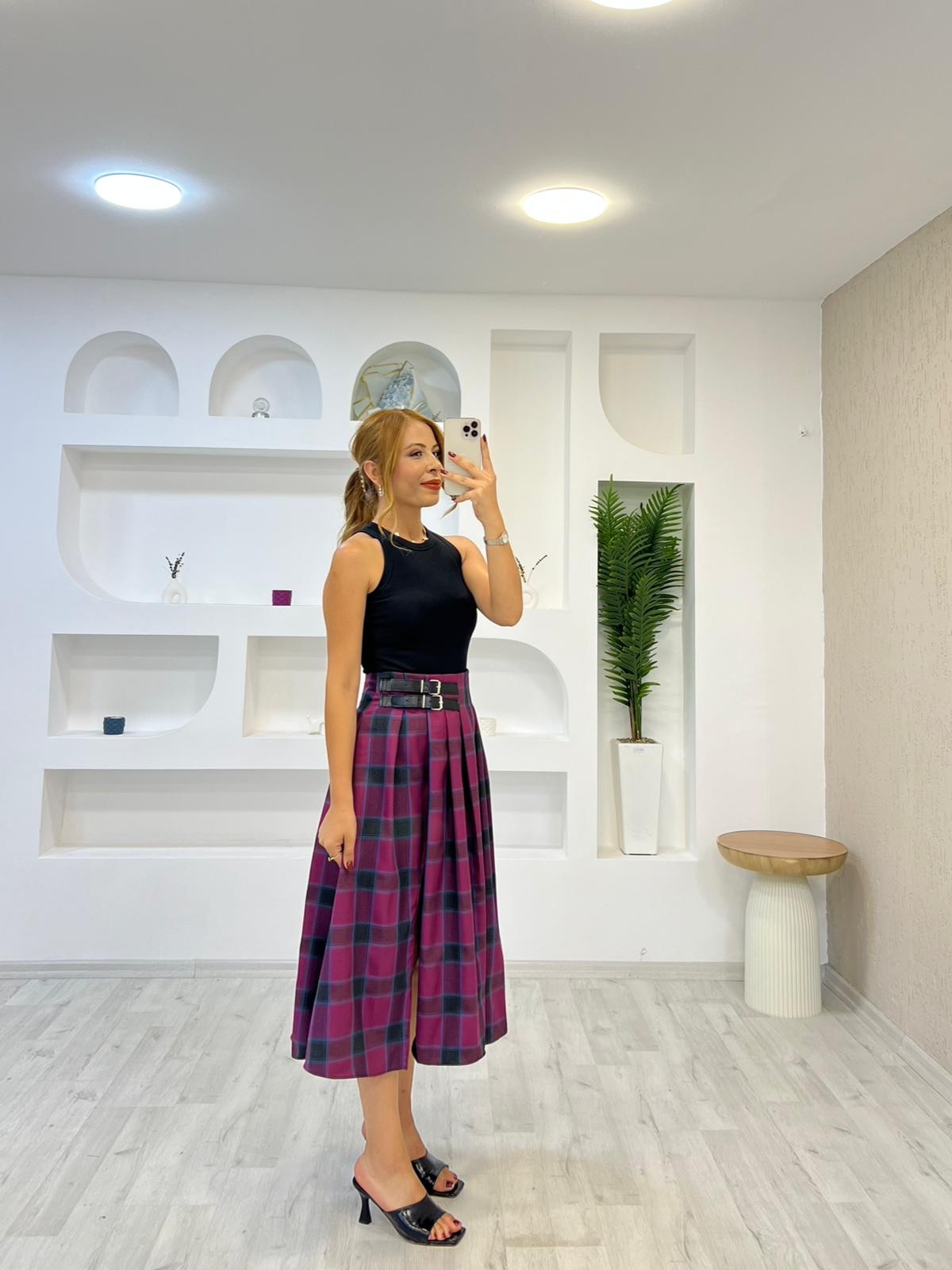 Çift Kemer Detay Yırtmaçlı Ekose Etek