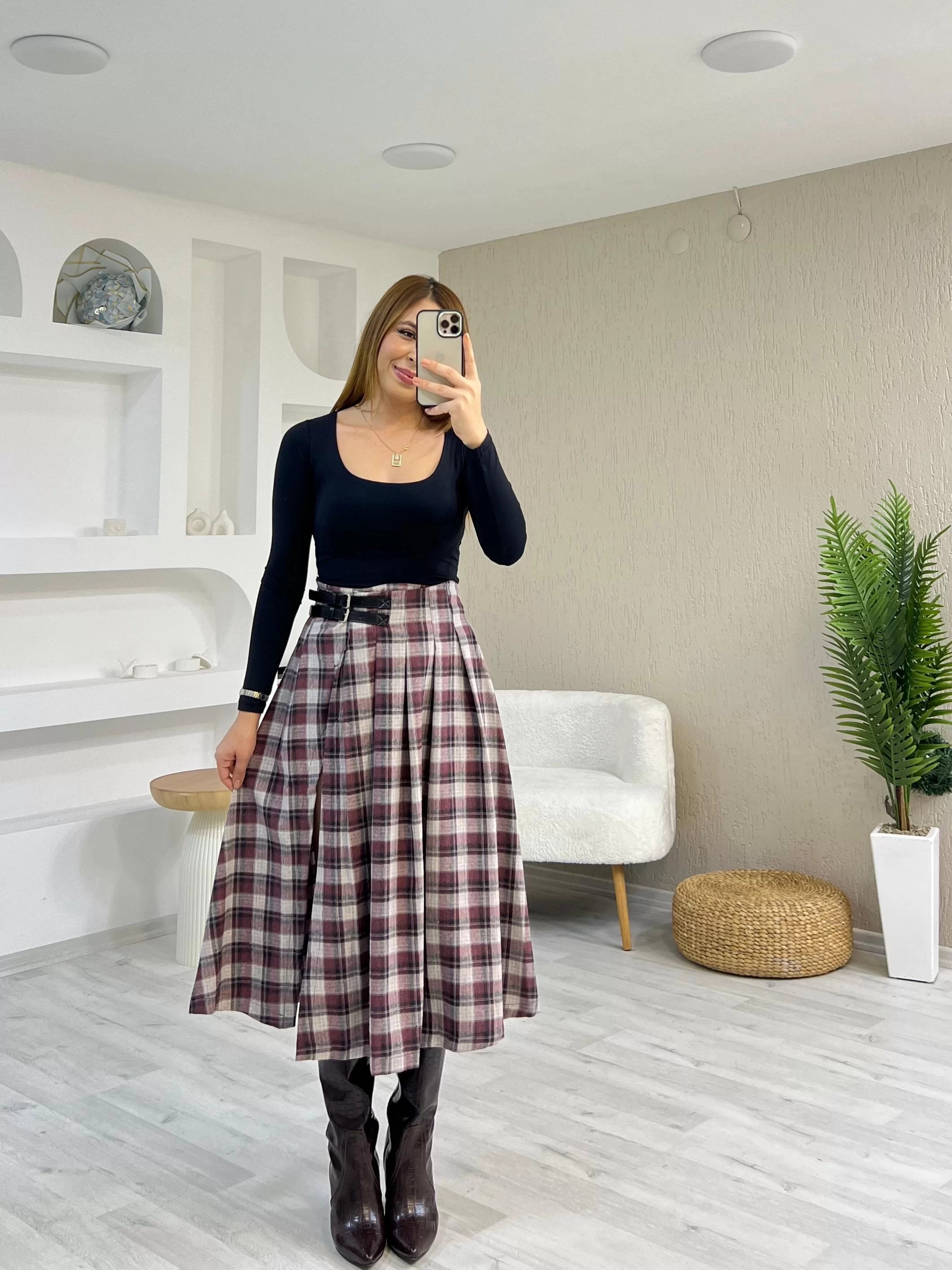Kemer Detaylı Ekose Etek