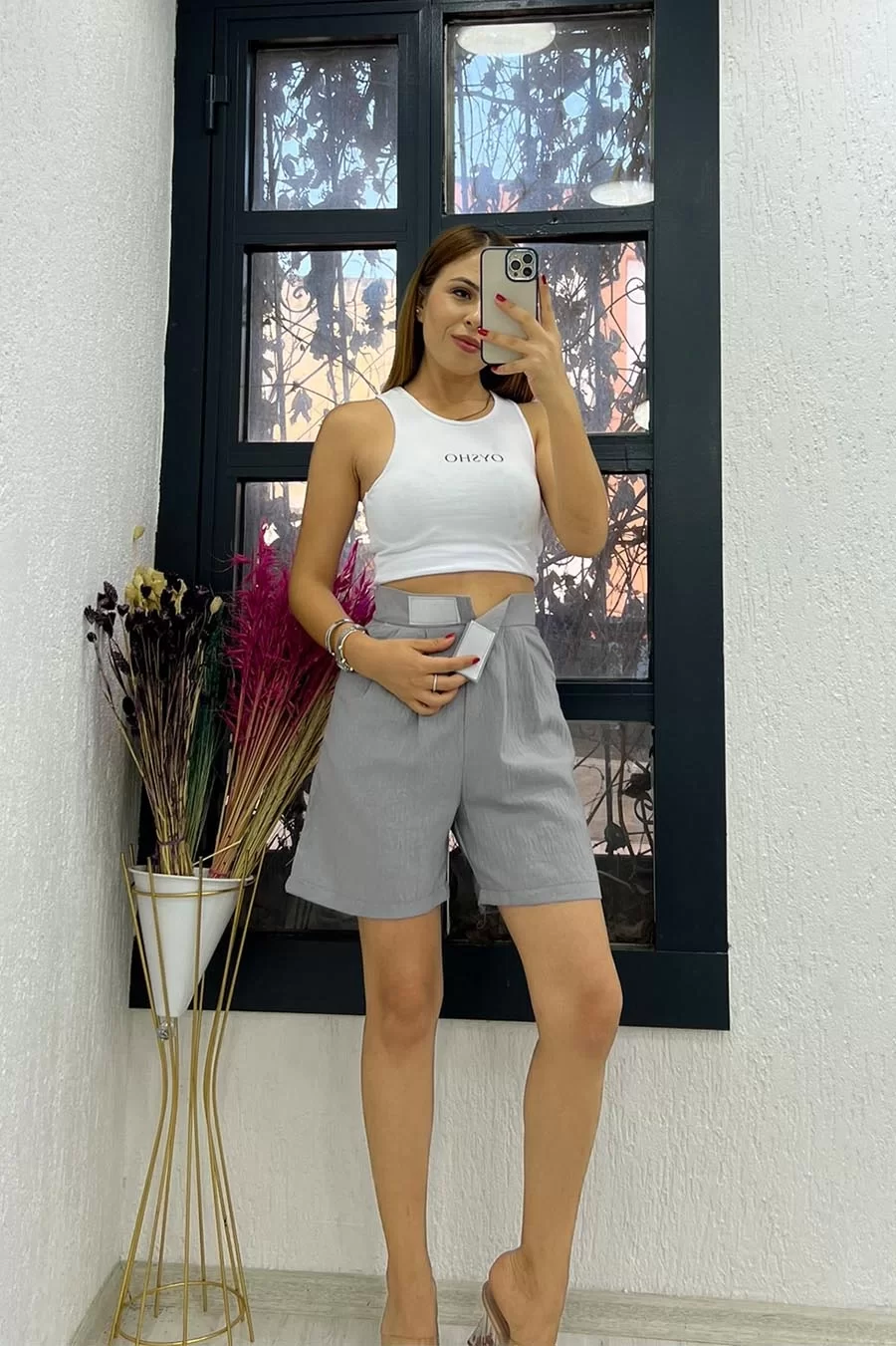 Keten Cırt Detay Şehir Boy Şort Gri