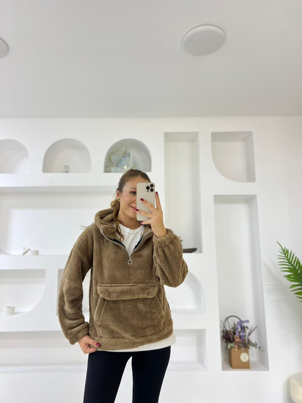 Yarım Fermuarlı Kapşonlu Peluş Sweat - Kahverengi