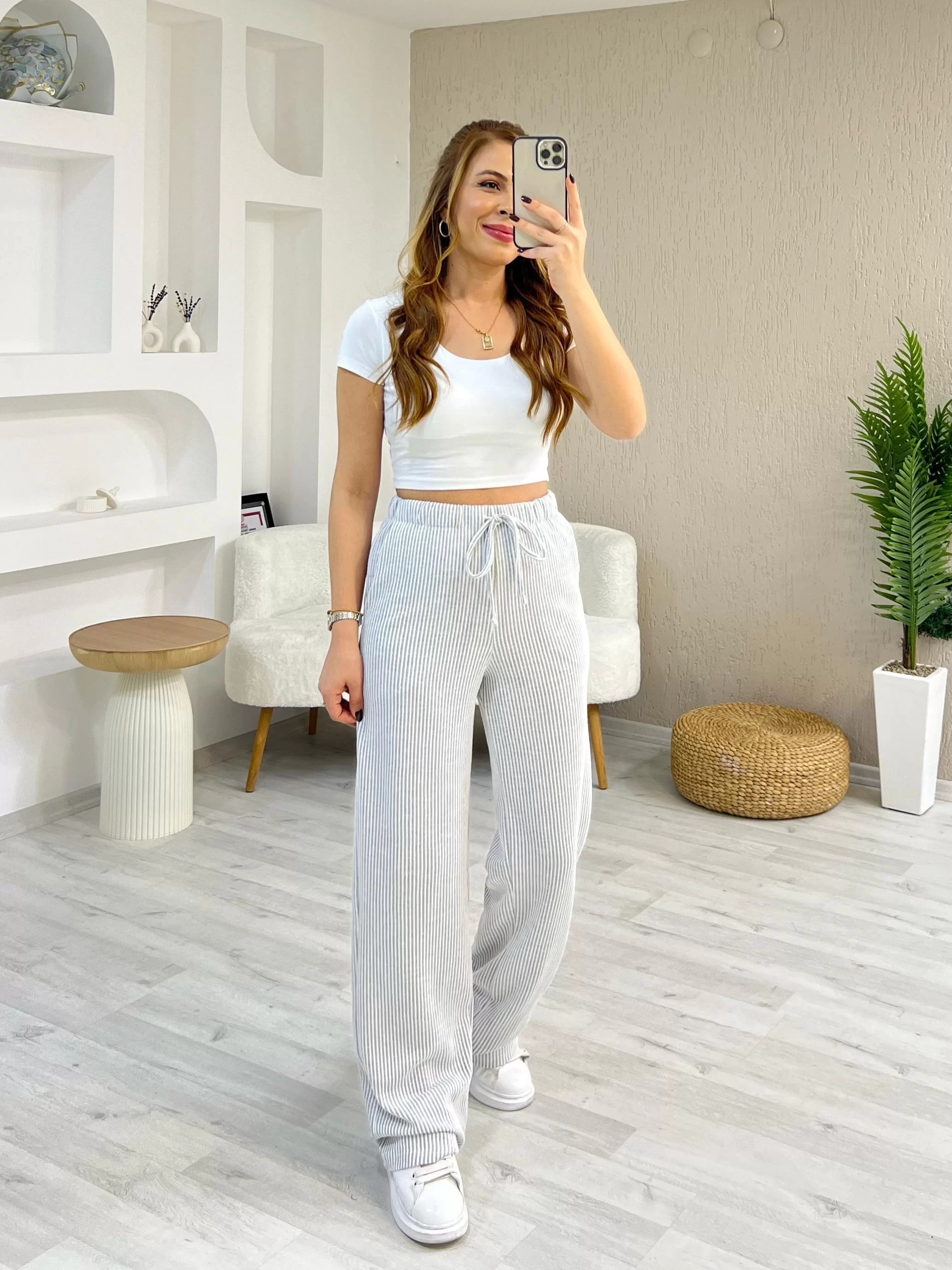 Stradivarius Çizgili Pantolon Gri