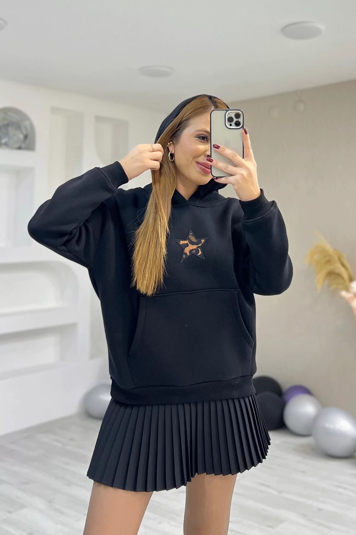 Yıldız Baskılı Zara Siyah Sweatshirt