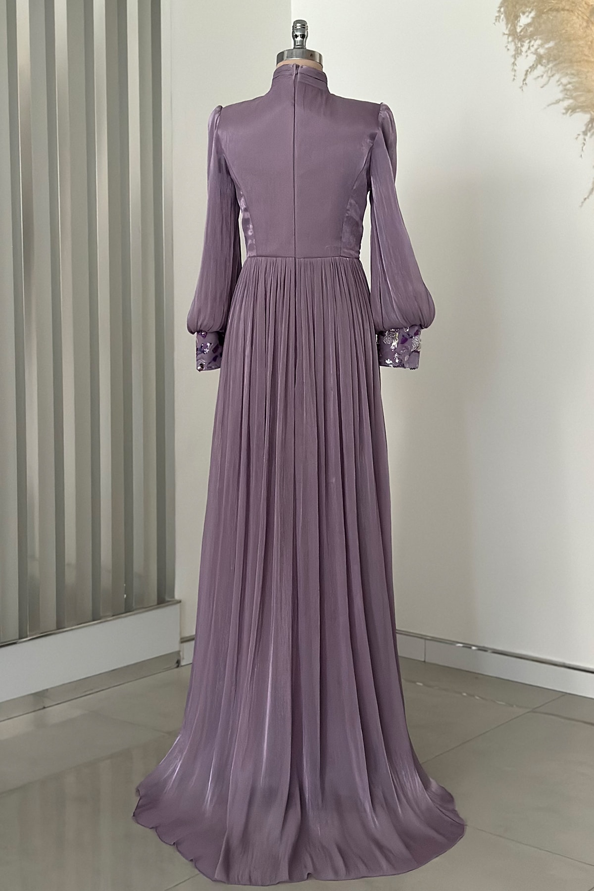 Nadia Abiye - 25172