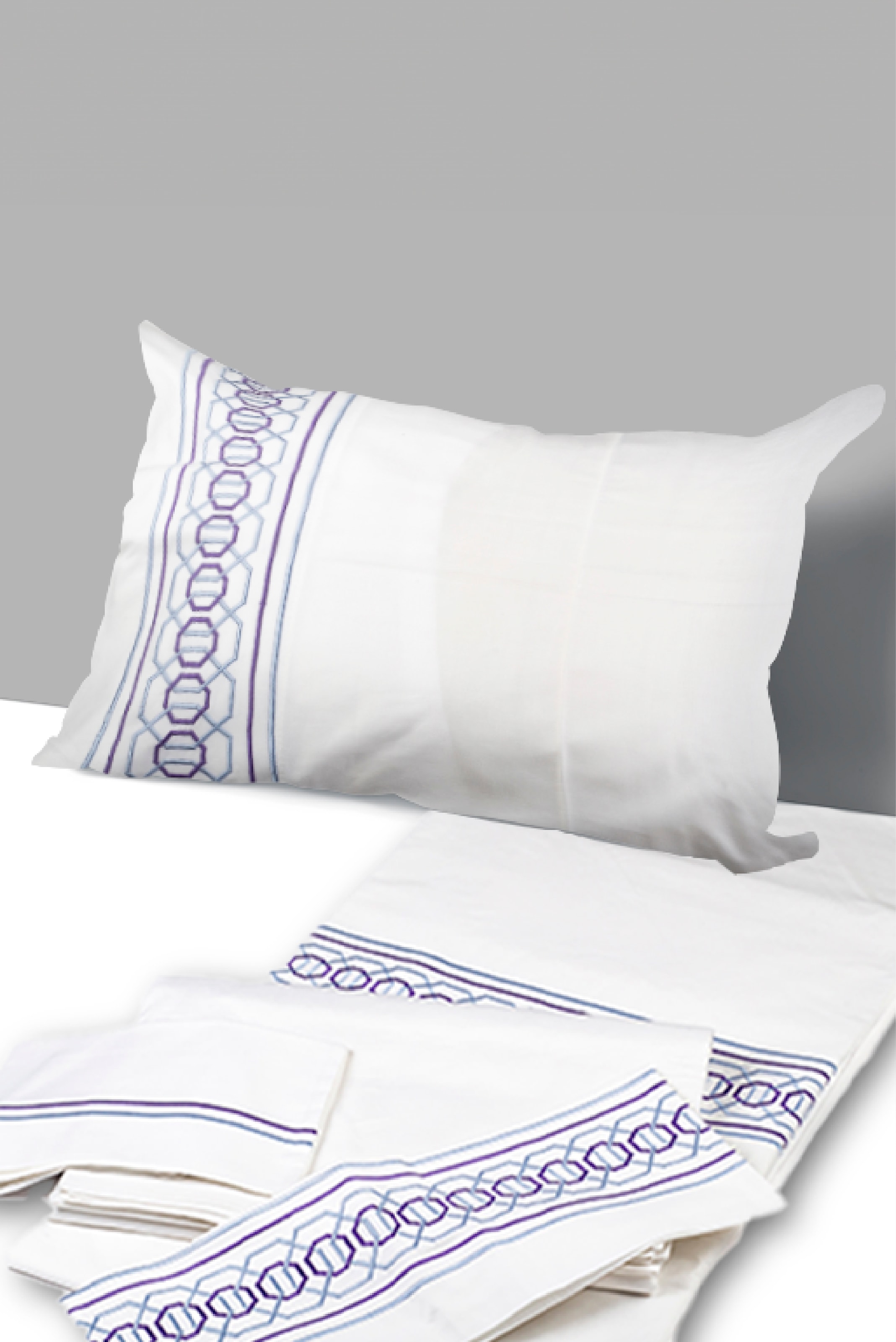 Ensemble de linge de broderie