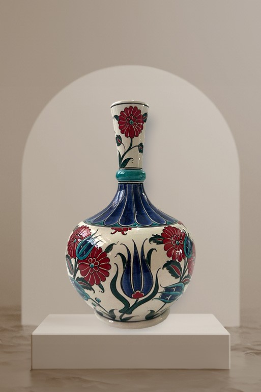 Vase en carreaux de faïence Iznik