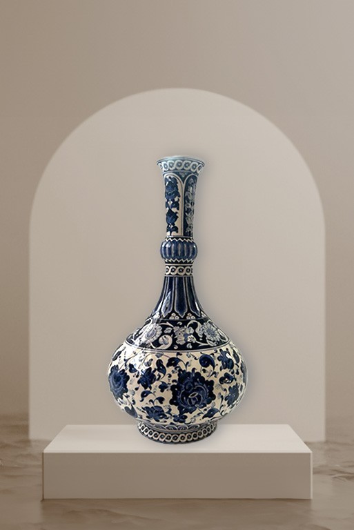 Vase Babanakkash en faïence d'Iznik