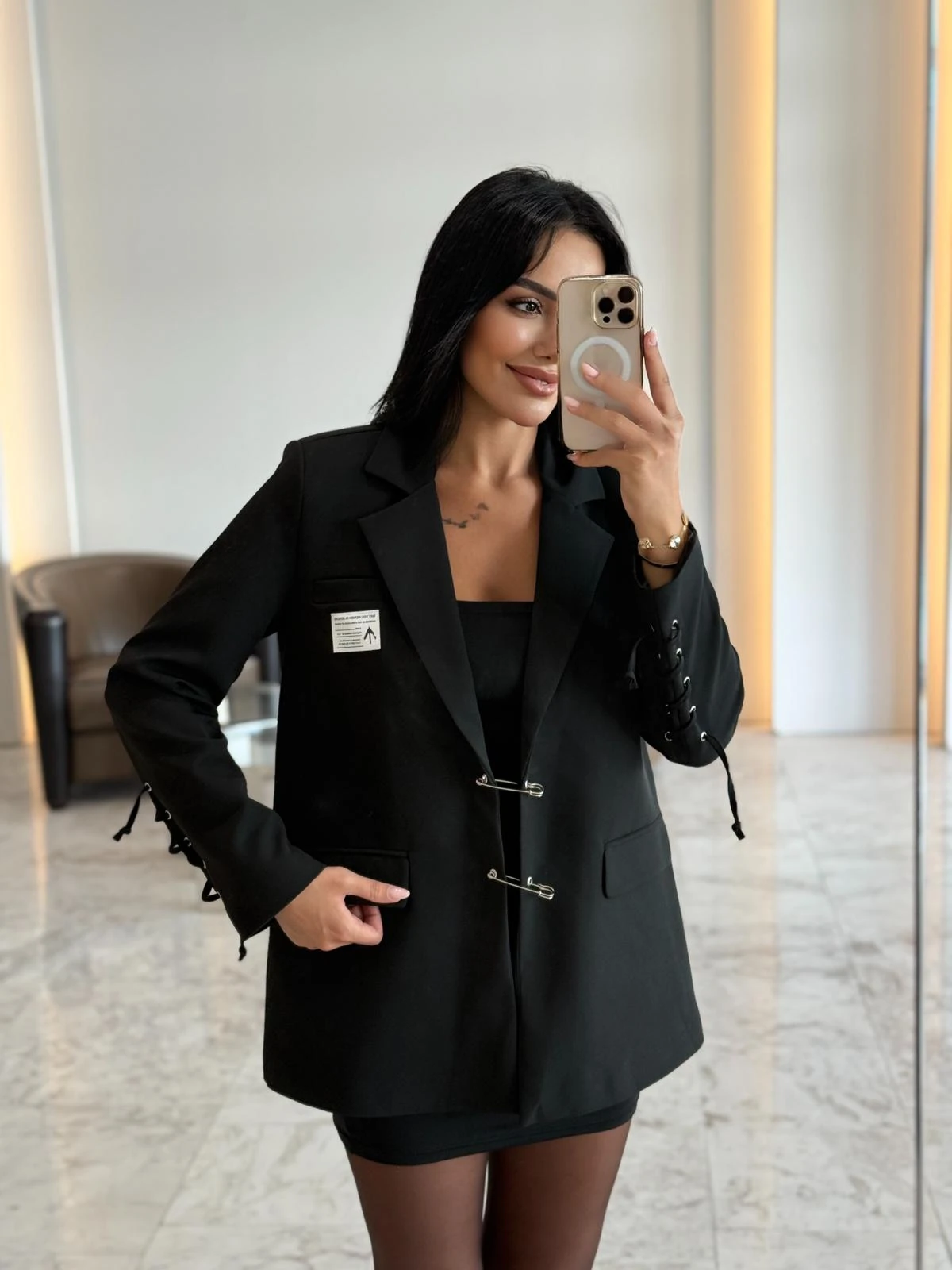 İğneli Aksesuarlı Ceket