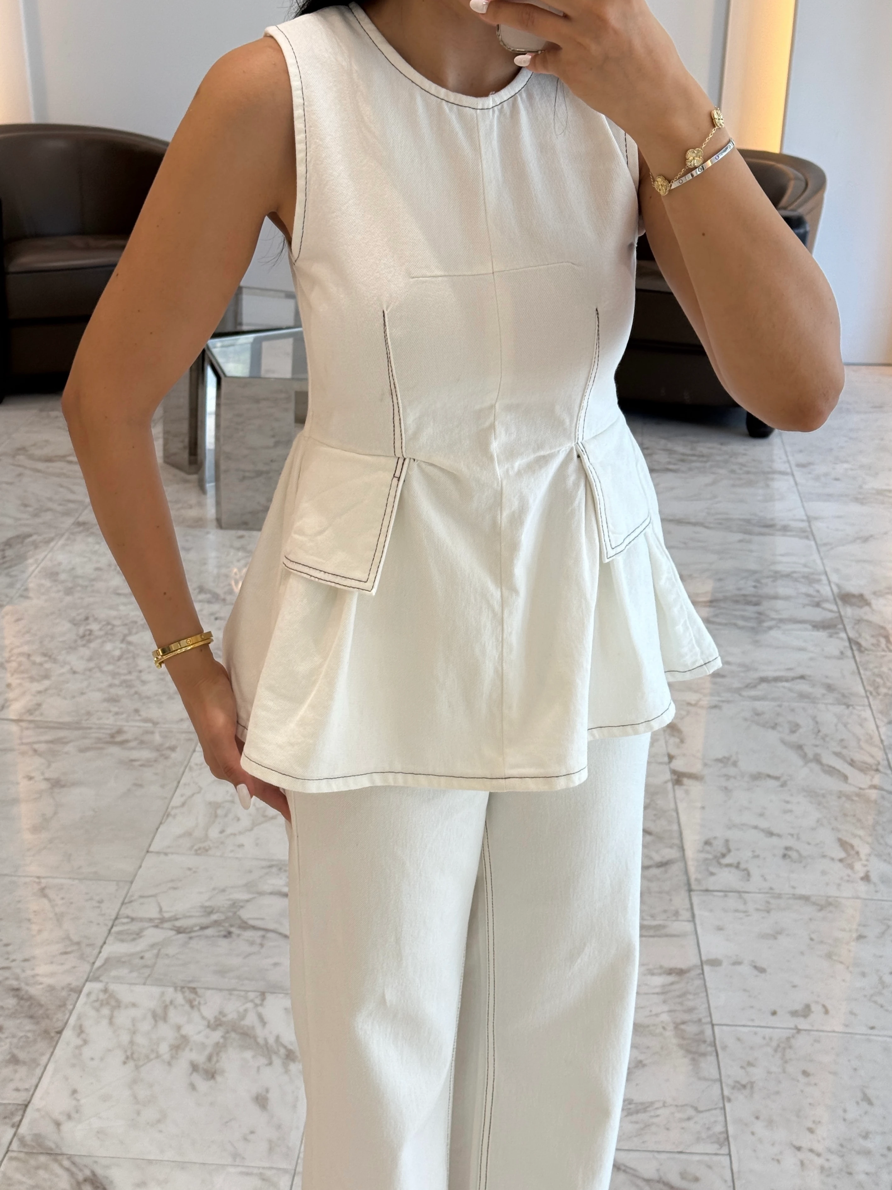 Beyaz Fermuar Detay Takım