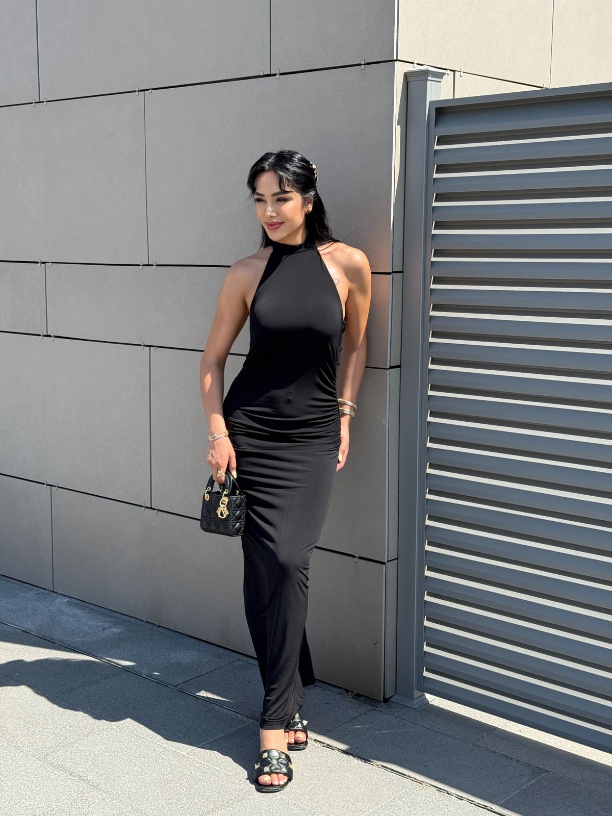 Sırt Bağlama Detay Elbise