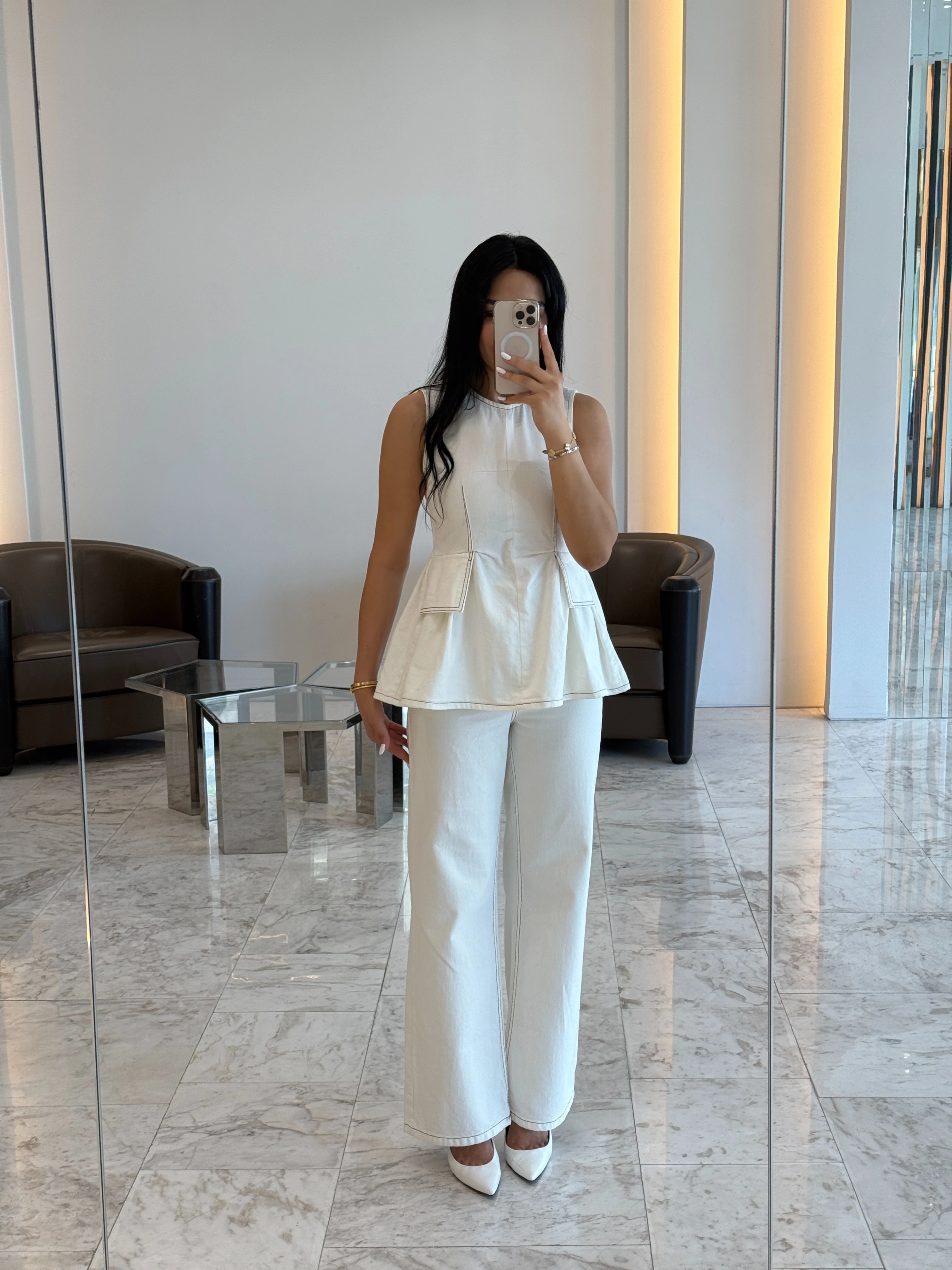 Beyaz Fermuar Detay Takım