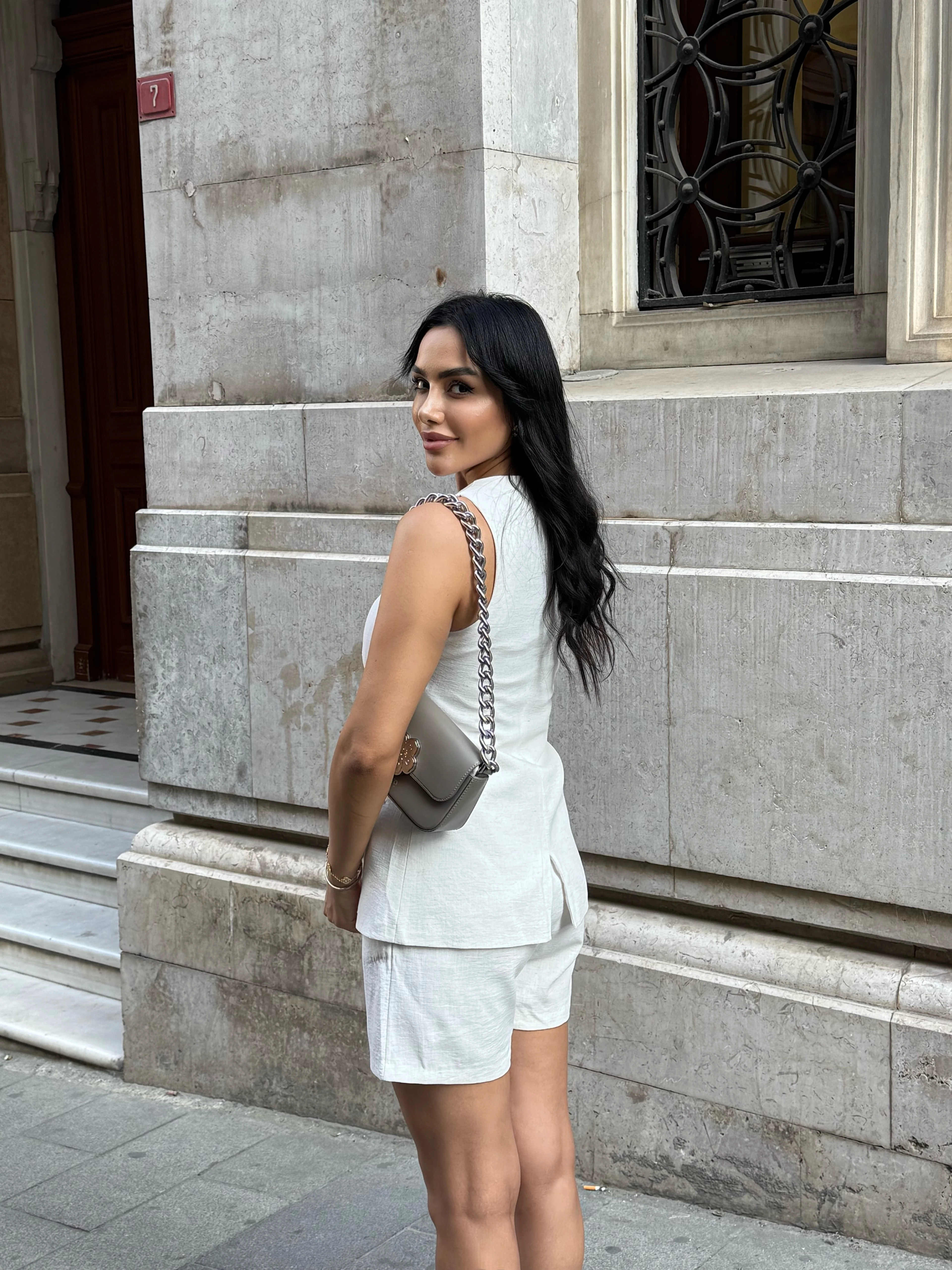 Blazer Düğme Detaylı Şortlu Takım