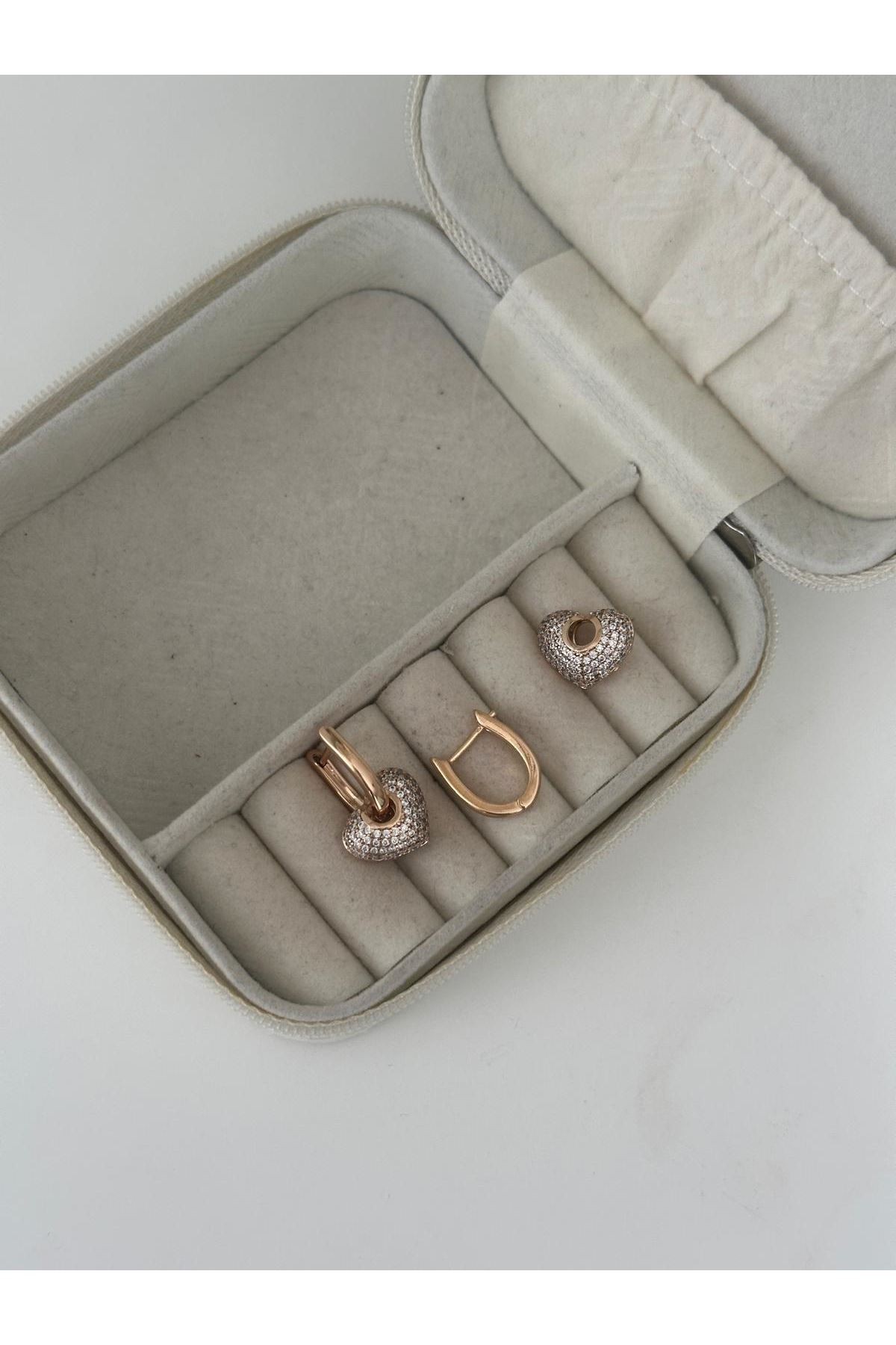 18K Rose Gold Renkli Lale Form Dolum Taşlı Kalp Küpe