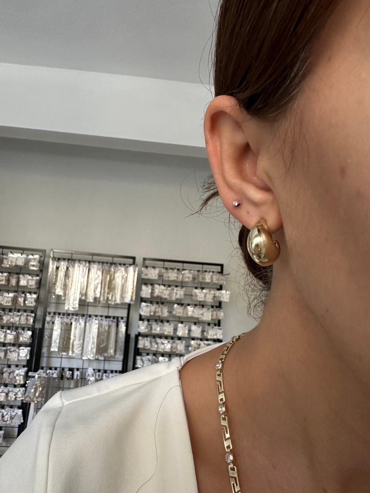 14K Gold Renkli Dolum Oval Kesim Tombul Küpe