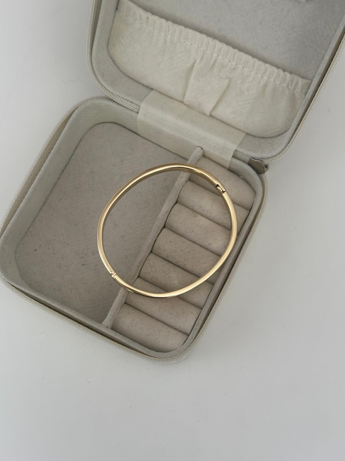 14K Gold Renkli Oval Ajda Kelepçe