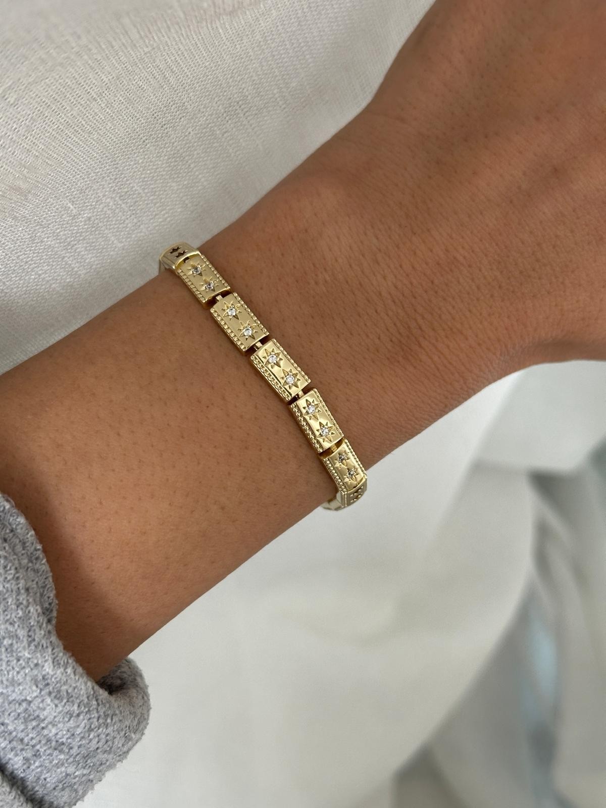 14K Gold Dikdörtgen Plaka Yıldız Taşlı Bileklik