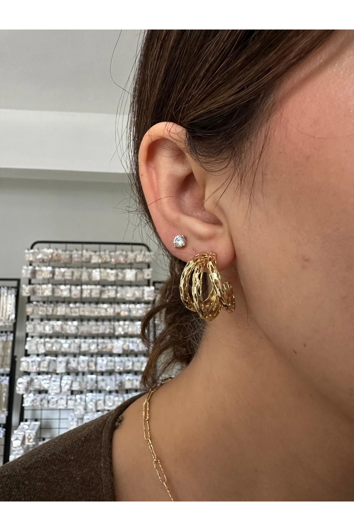 14K Gold Renkli  Çoklu Görünüm Kendinden Desenli Küpe