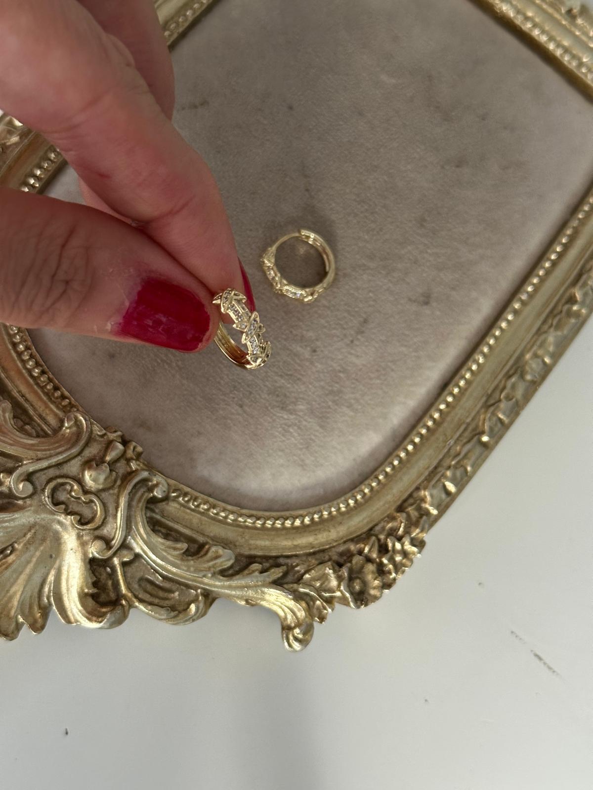 14K Gold Renkli Halka Taşlı Üç Yıldızlı Küpe