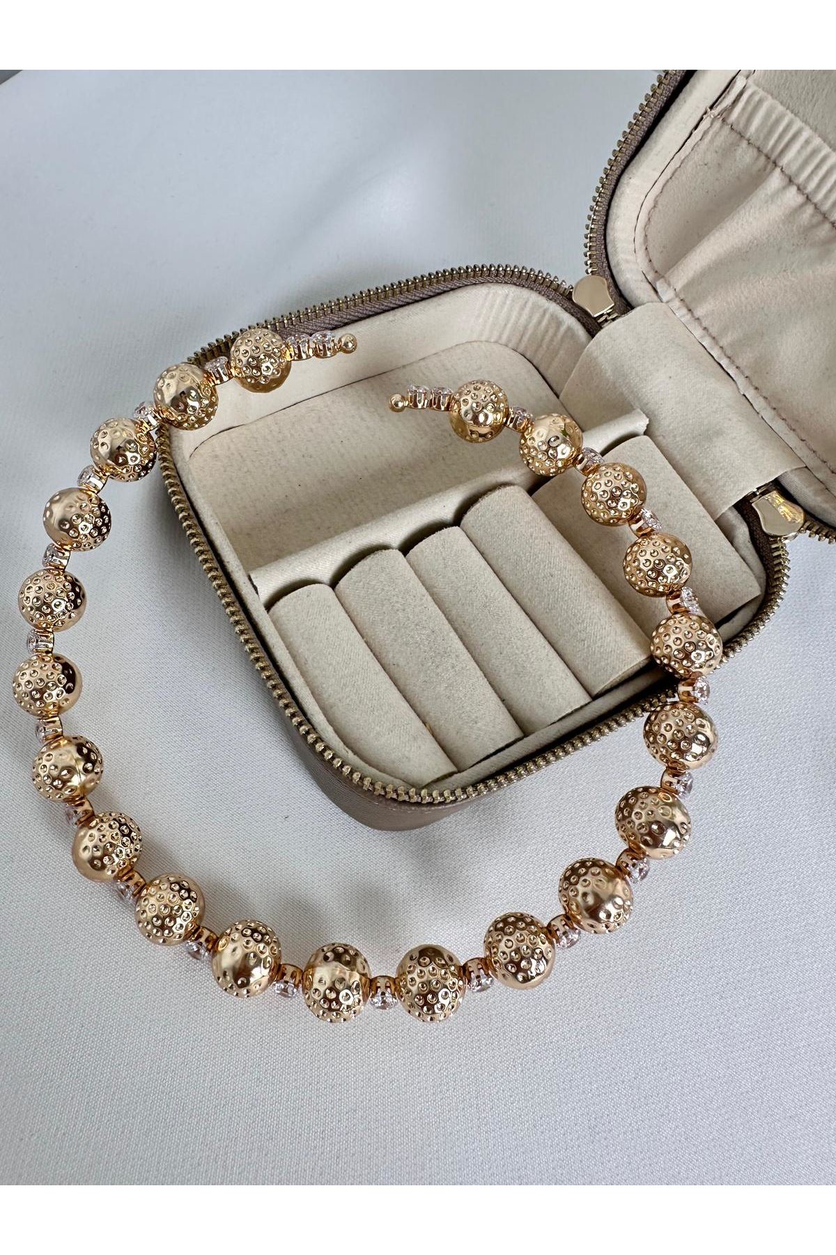 Raylı Ortası Taş Detaylı Choker