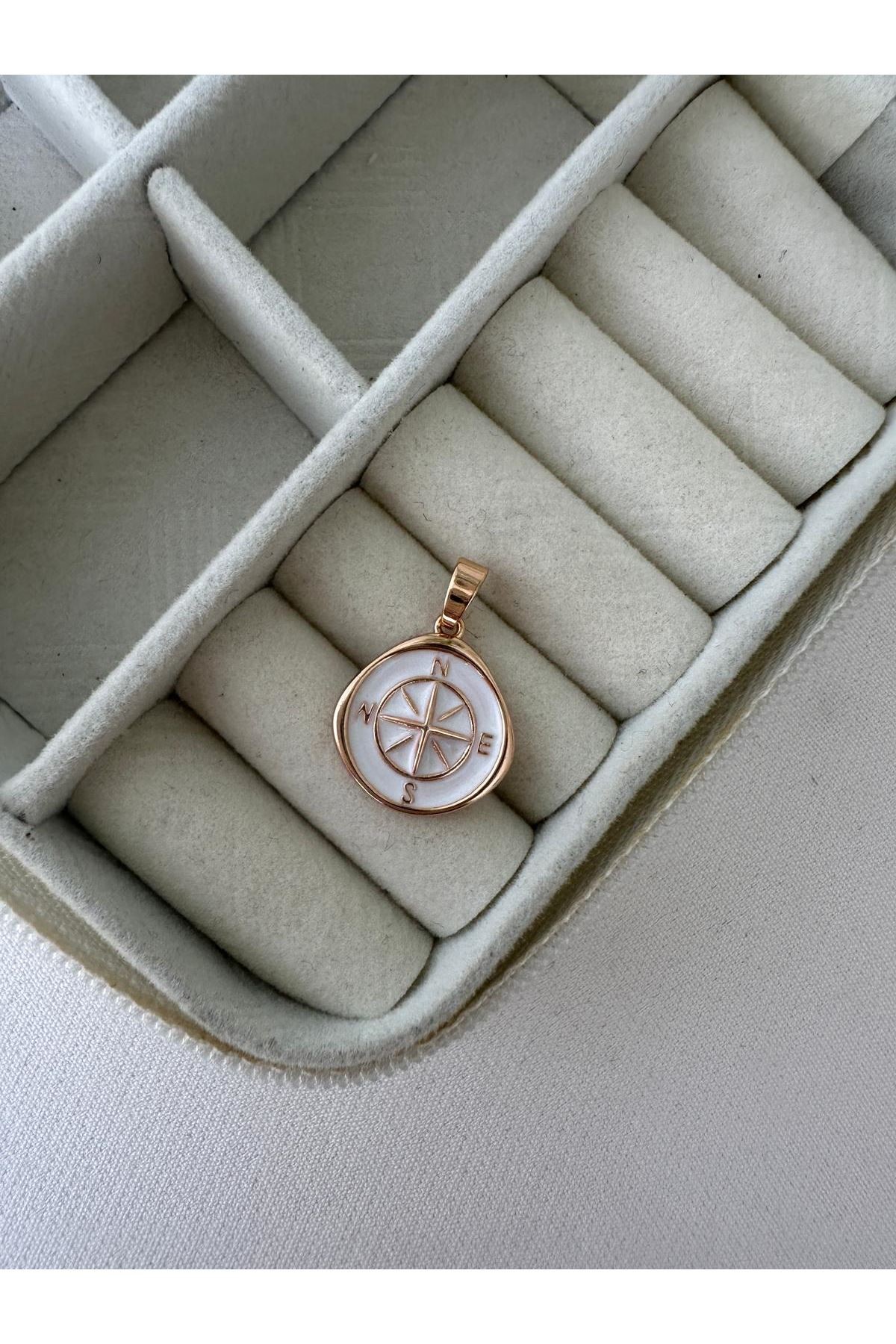 18K Rose Gold Renkli Beyaz Pusula Kolye Ucu