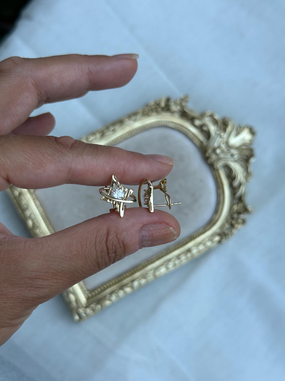 14K Gold Renkli Kutup Yıldızı Taşlı Küpe