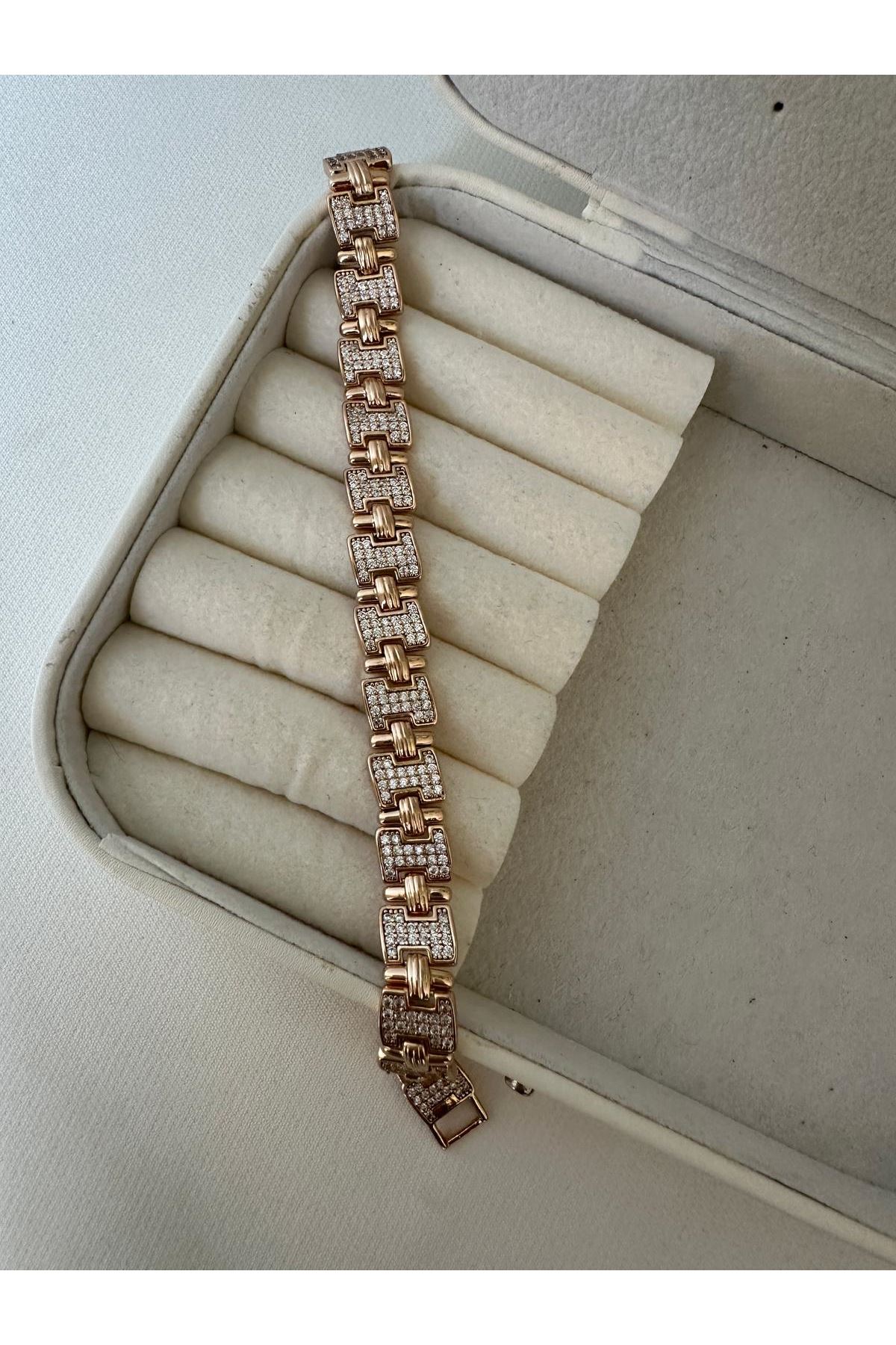 18K Rose Gold Renkli Marka Taşlı Bileklik
