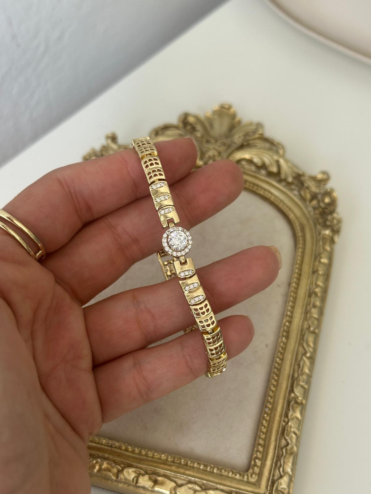 14K Gold Renkli Ortası Elmas Yuvarlak Taşlı İnce İşçilikli Bileklik