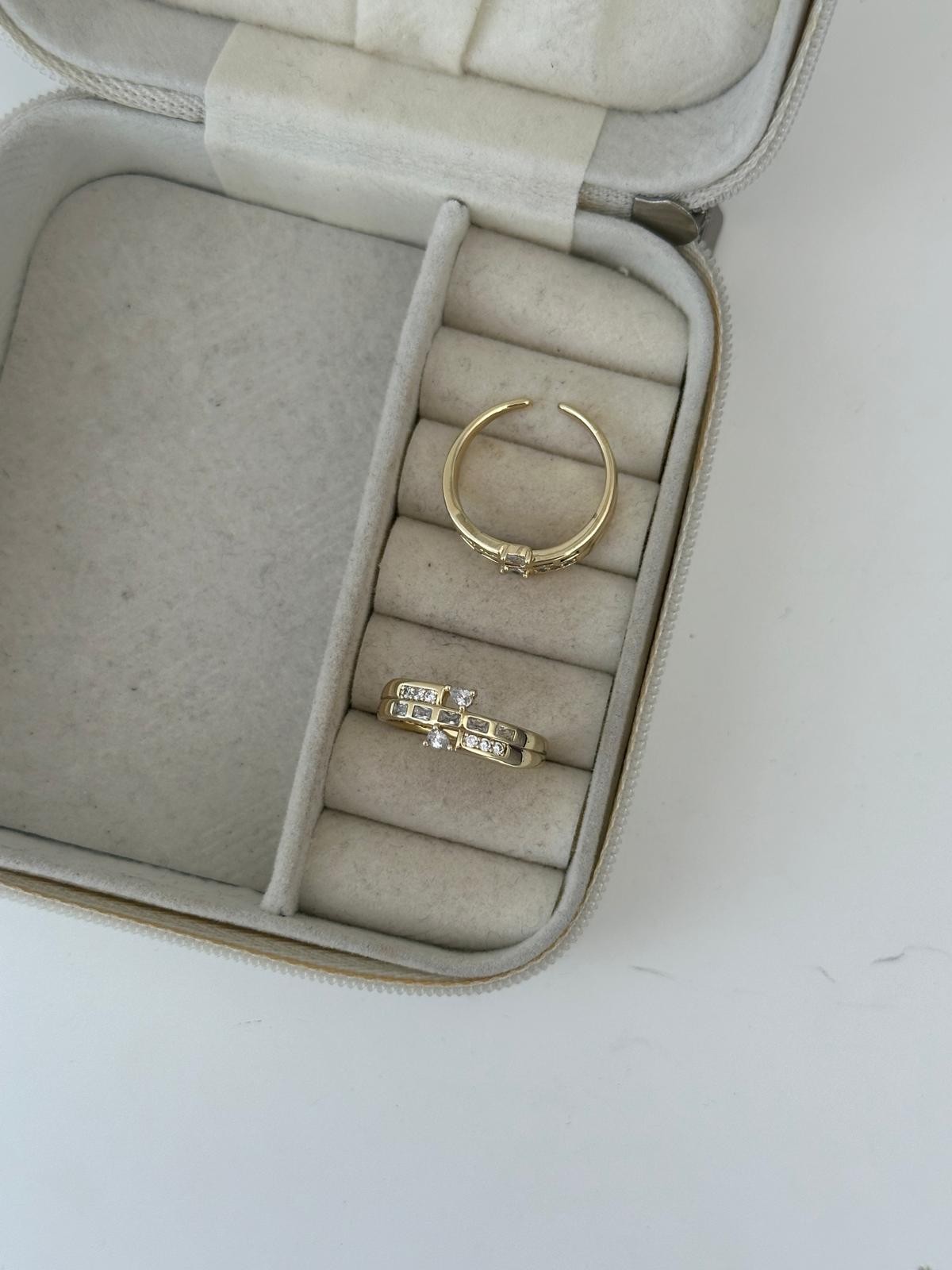14K Gold Renkli Üçlü Görünüm Geometrik Taşlı Ayarlanabilir Yüzük