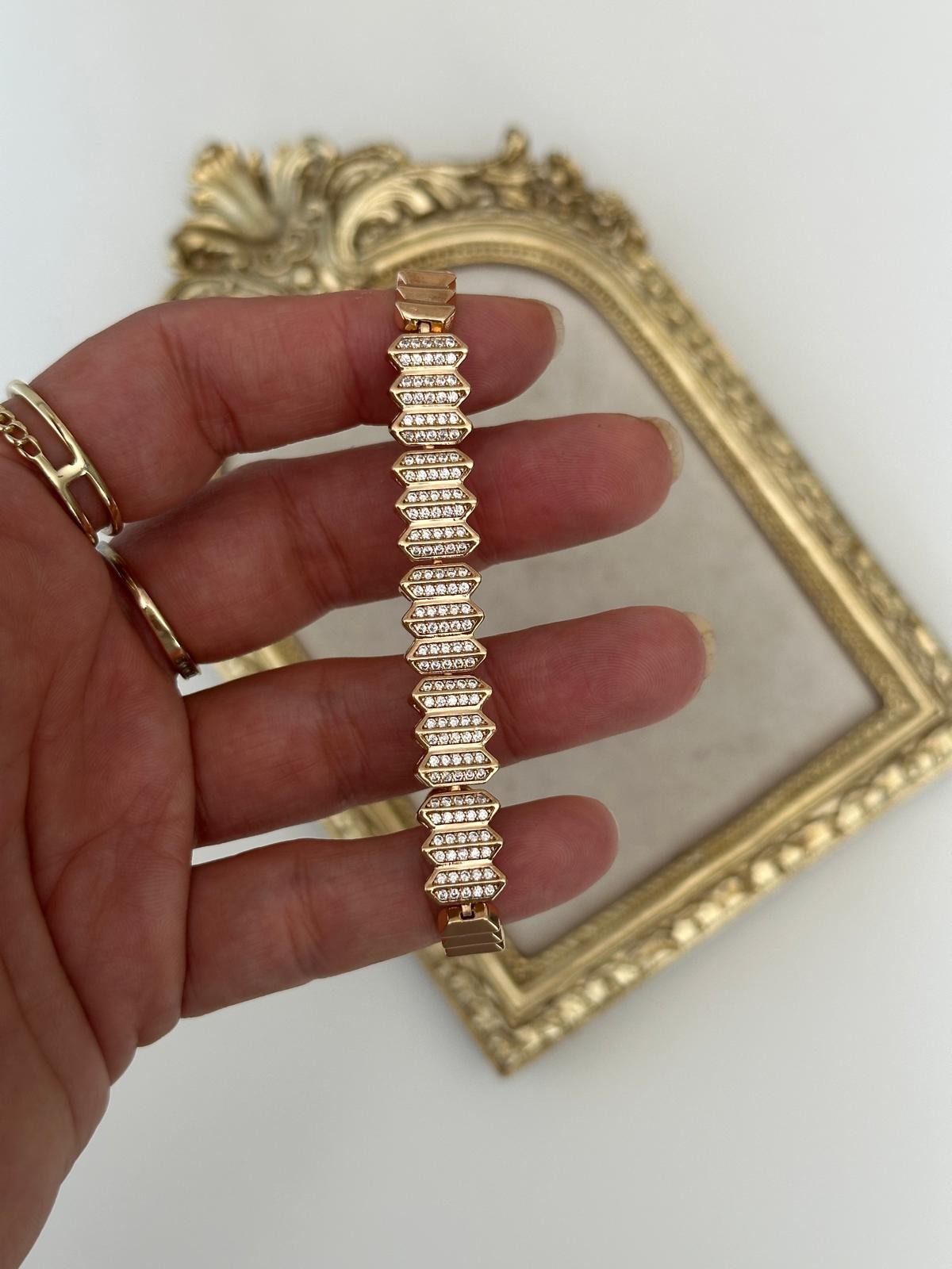18K Gold Rose Merdiven Gömme Taşlı Bileklik 