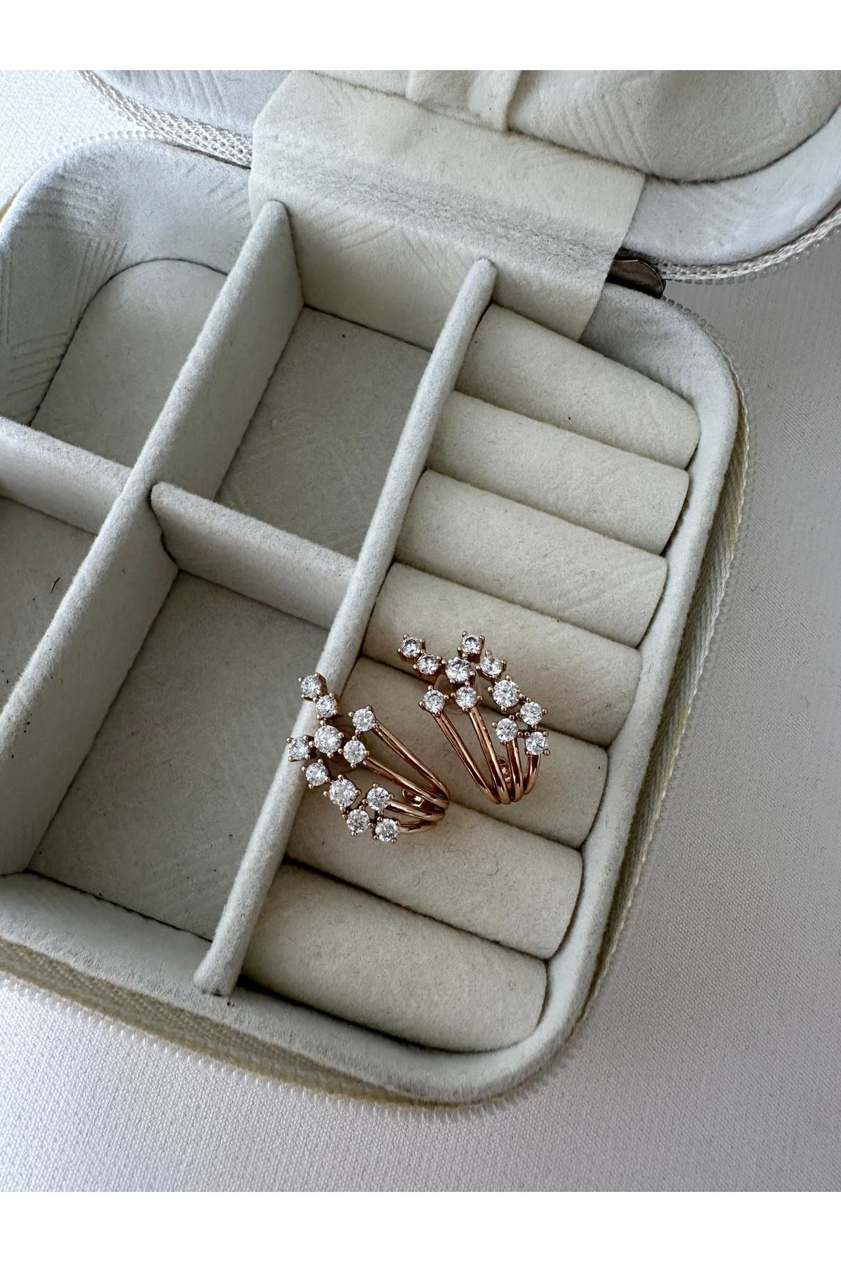 18K Rose Gold Renkli Yaprak Taşlı Küpe