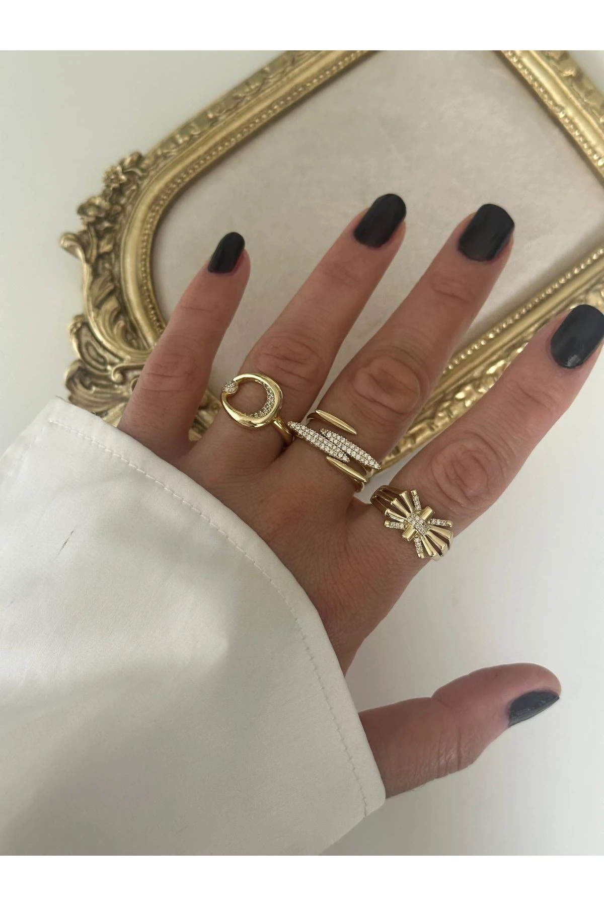 14K Gold Renkli X Taşlı Modern Tasarım Yüzük