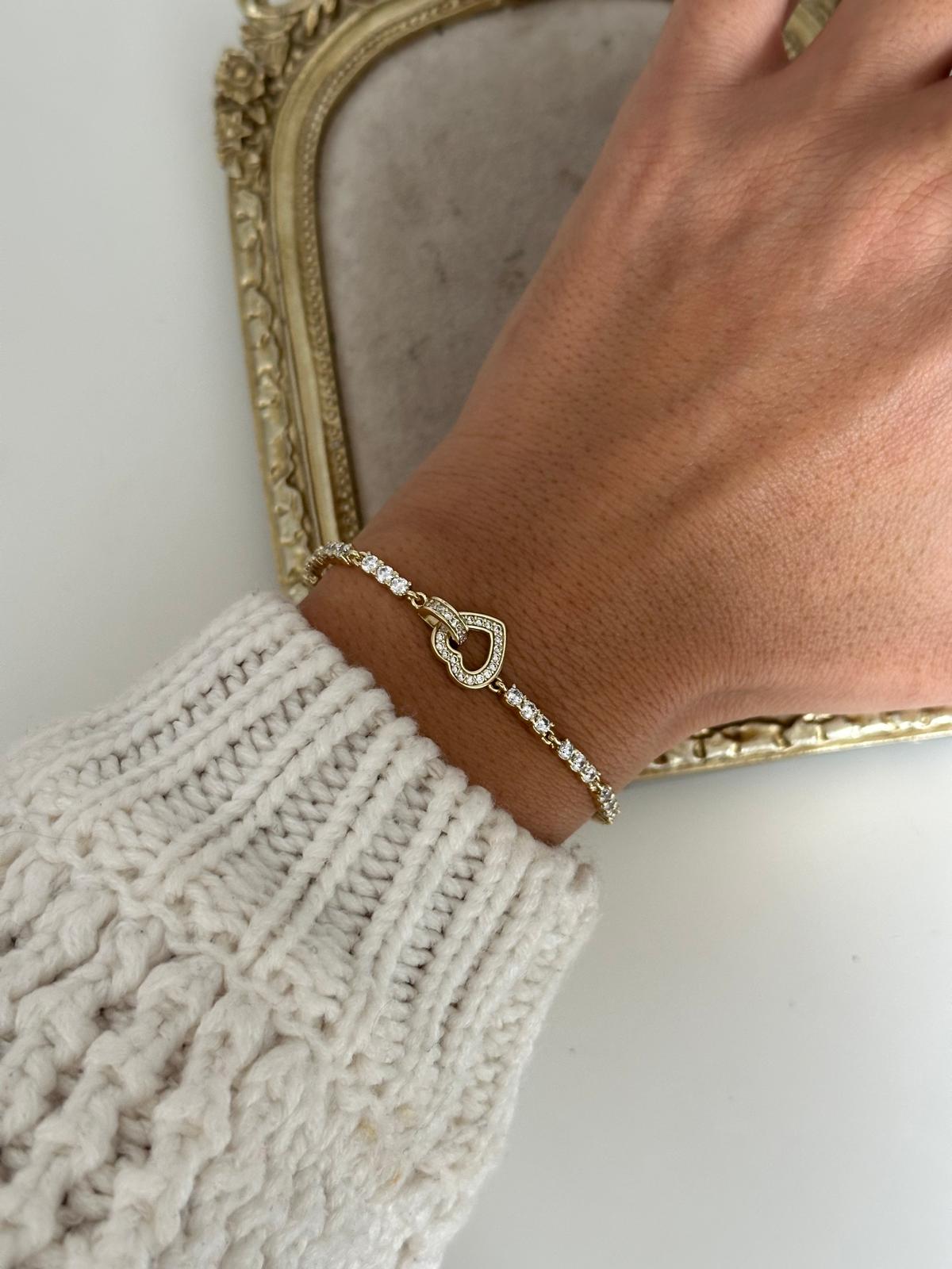 14K Gold Renkli Kalp Su Yolu Taş Detaylı Bileklik