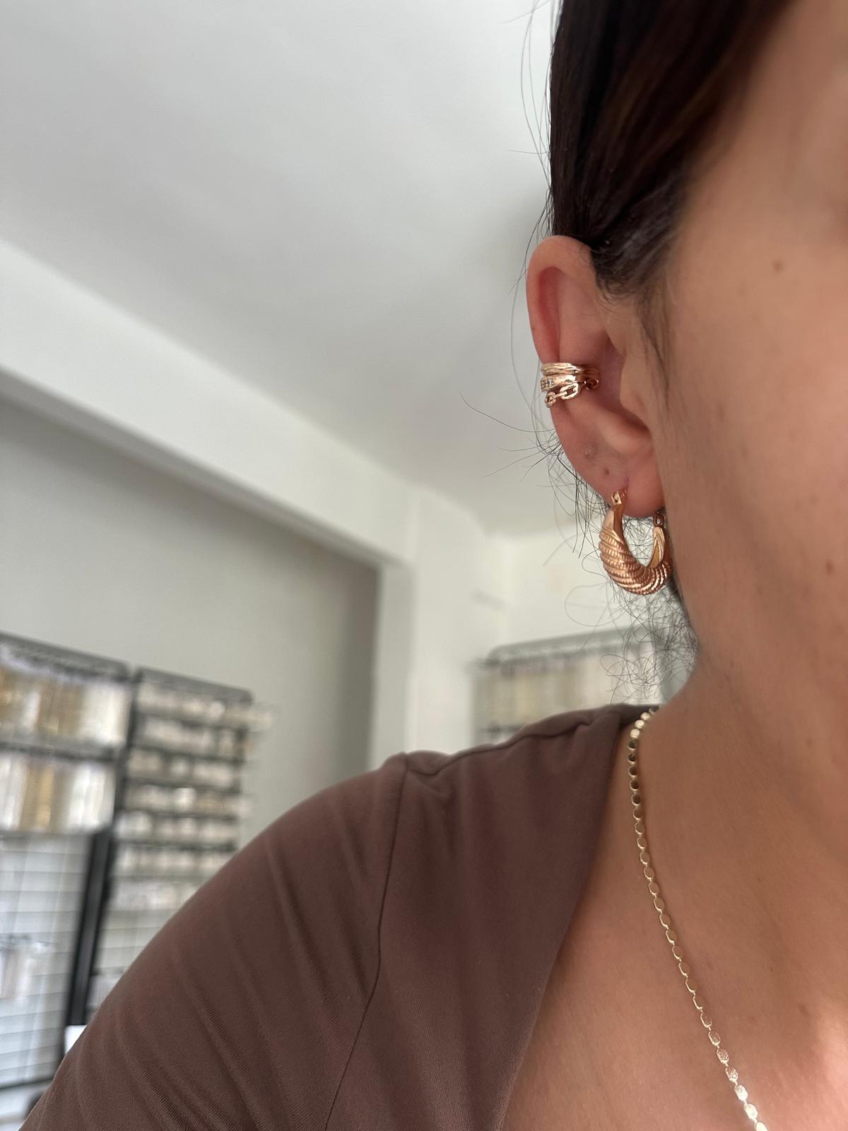 18K Rose Gold Burgu Desenli Dolum Küpe