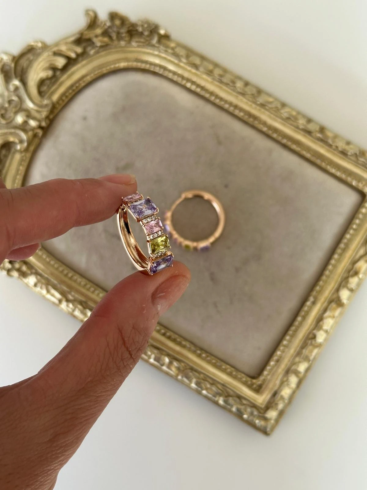 18K Rose Gold Kristal Dikdörtgen Kesim Taşlı Renkli Halka Küpe